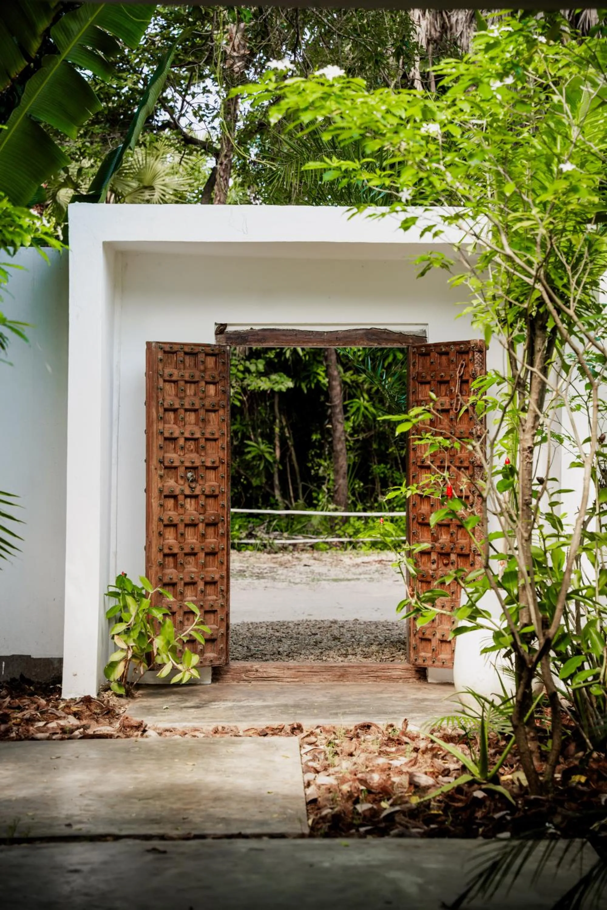Facade/entrance in The Overhang