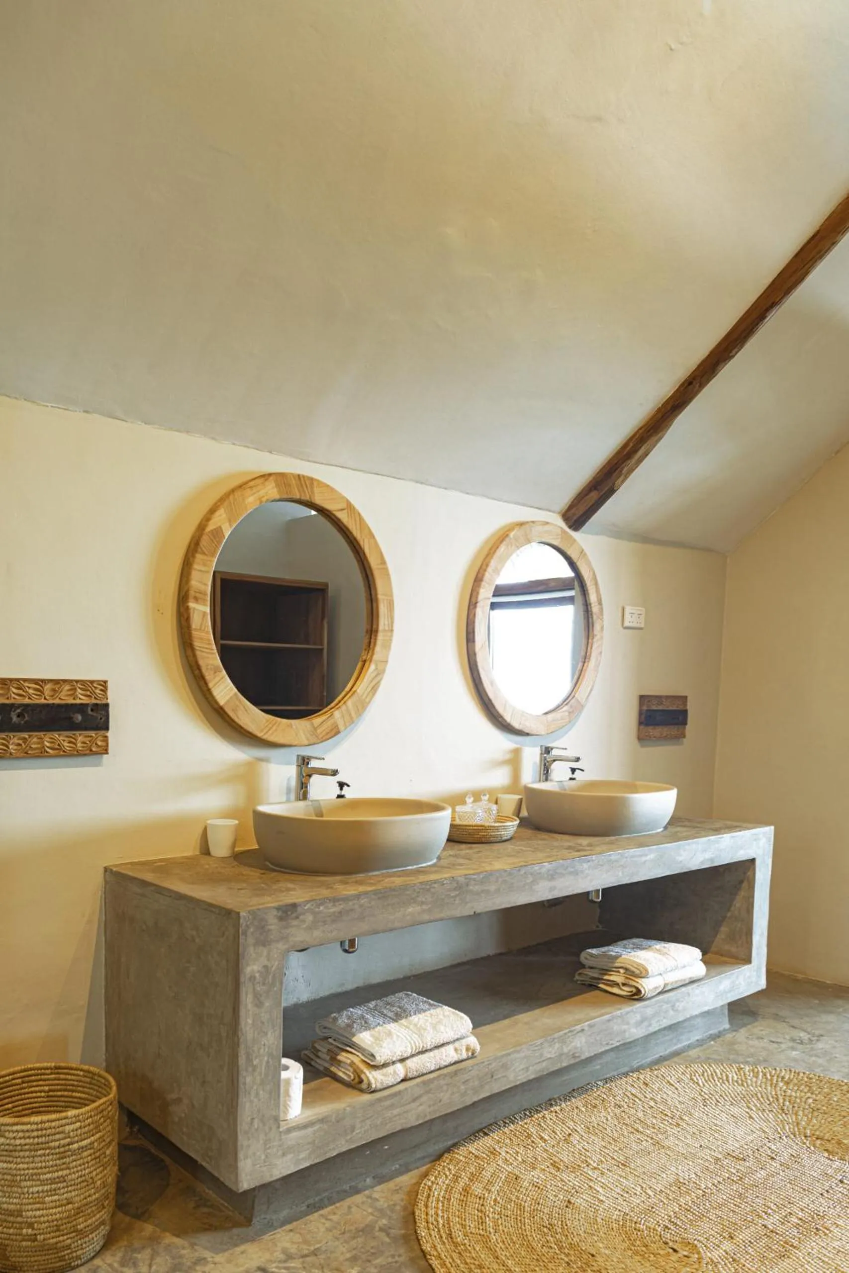 Bathroom in The Overhang