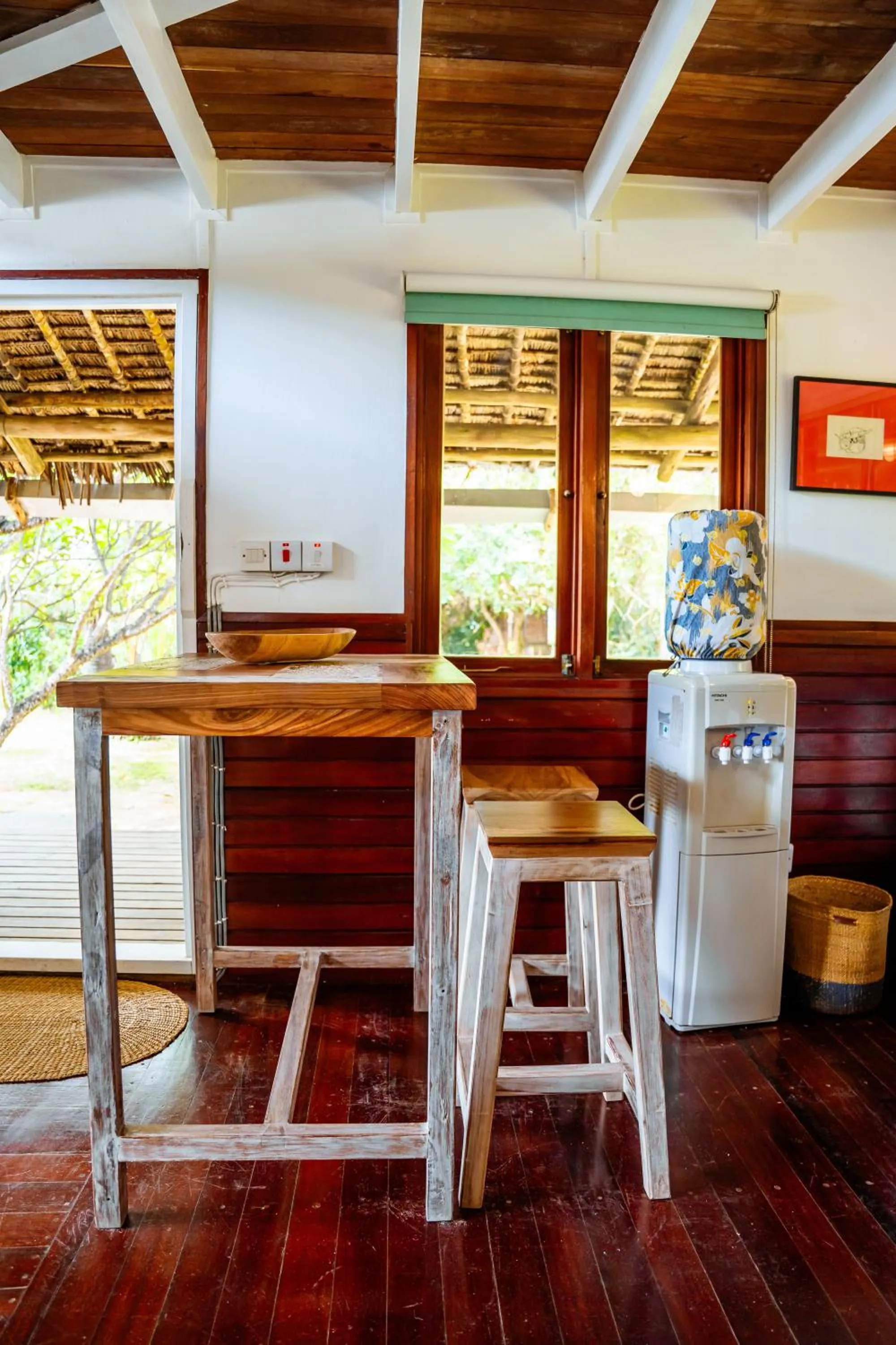 Meals in The Overhang