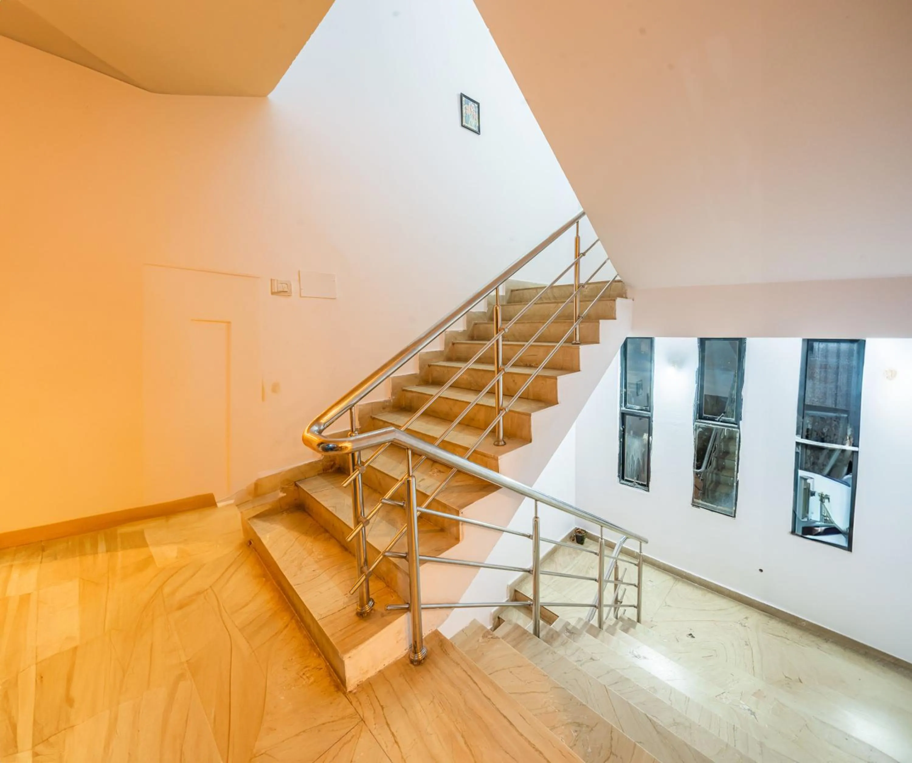 Lobby or reception in Treebo Udyam Glory