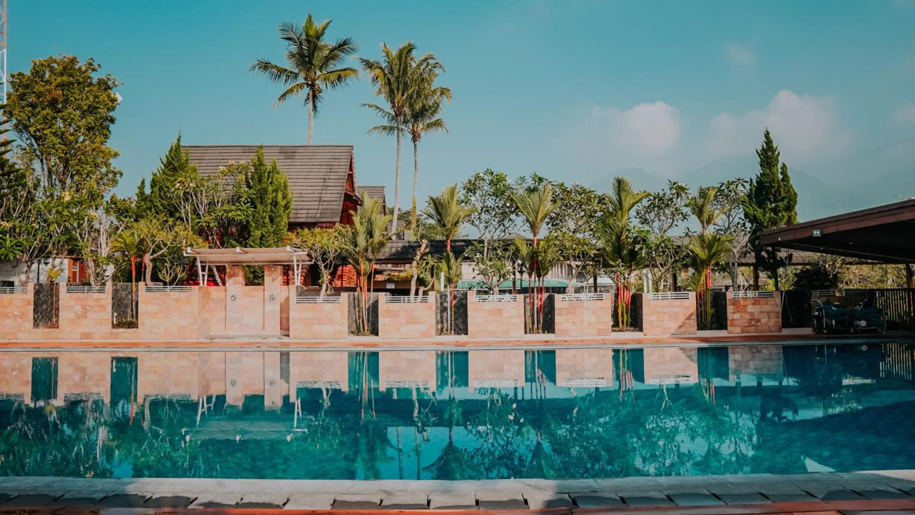 Swimming pool in Villa Rancabango Hotel & Resort Garut