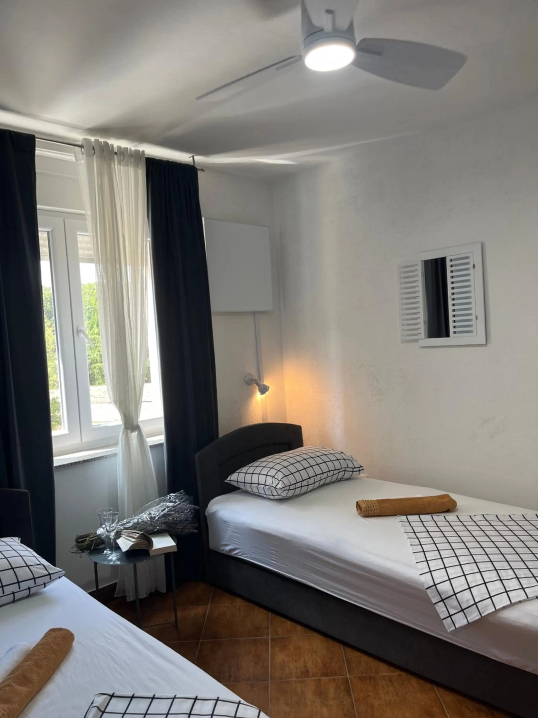 Bedroom, Bed in City apartment Blue Vibes