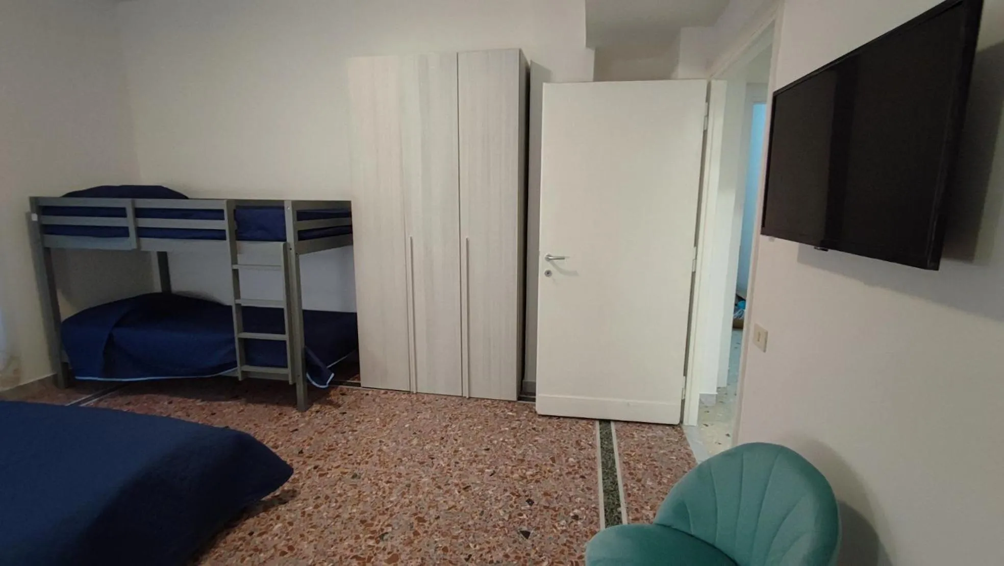 Bed in VATICAN GREEN GARDEN