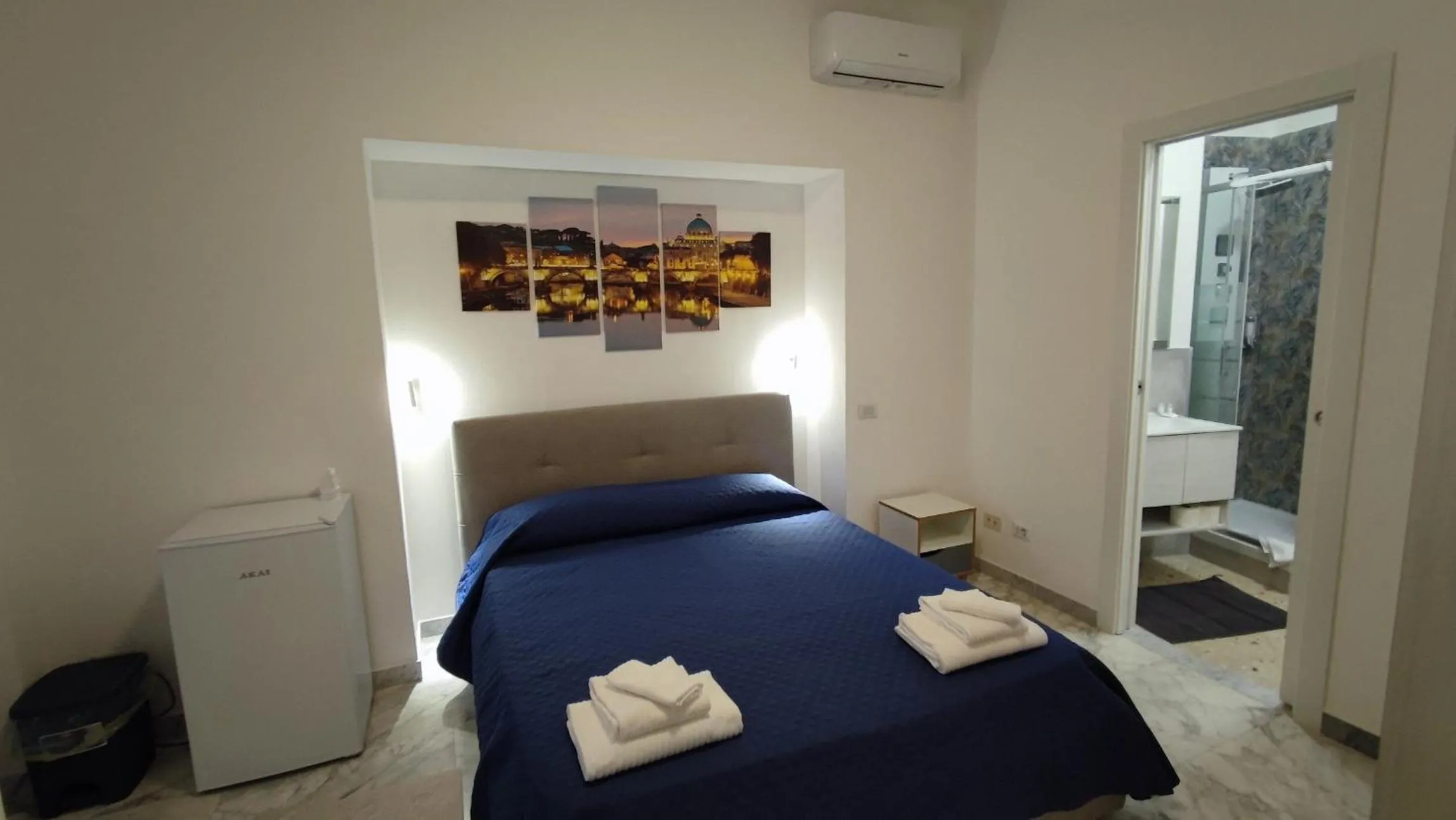 View (from property/room), Bed in VATICAN GREEN GARDEN