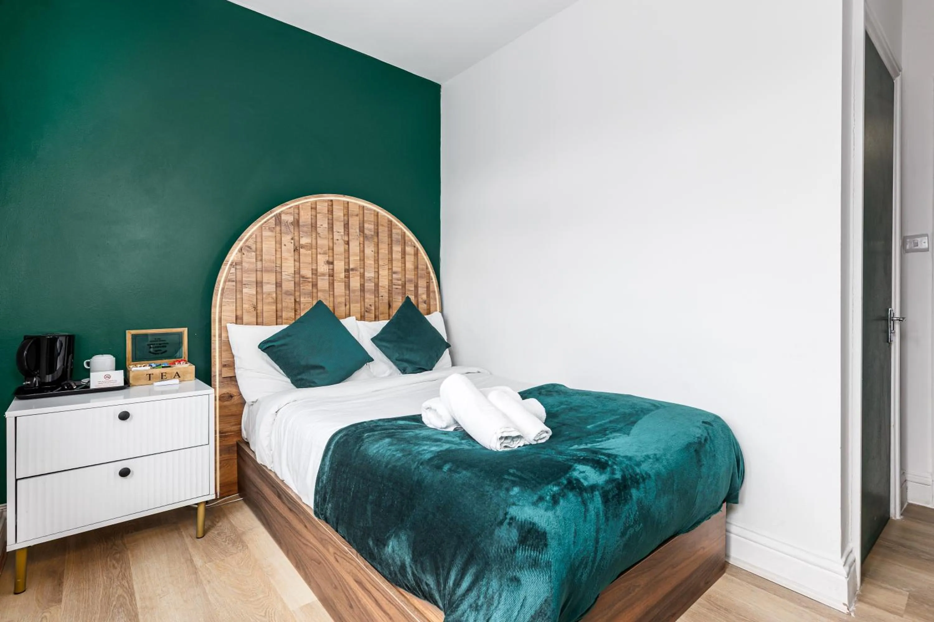 Bed in City Gate Guest House