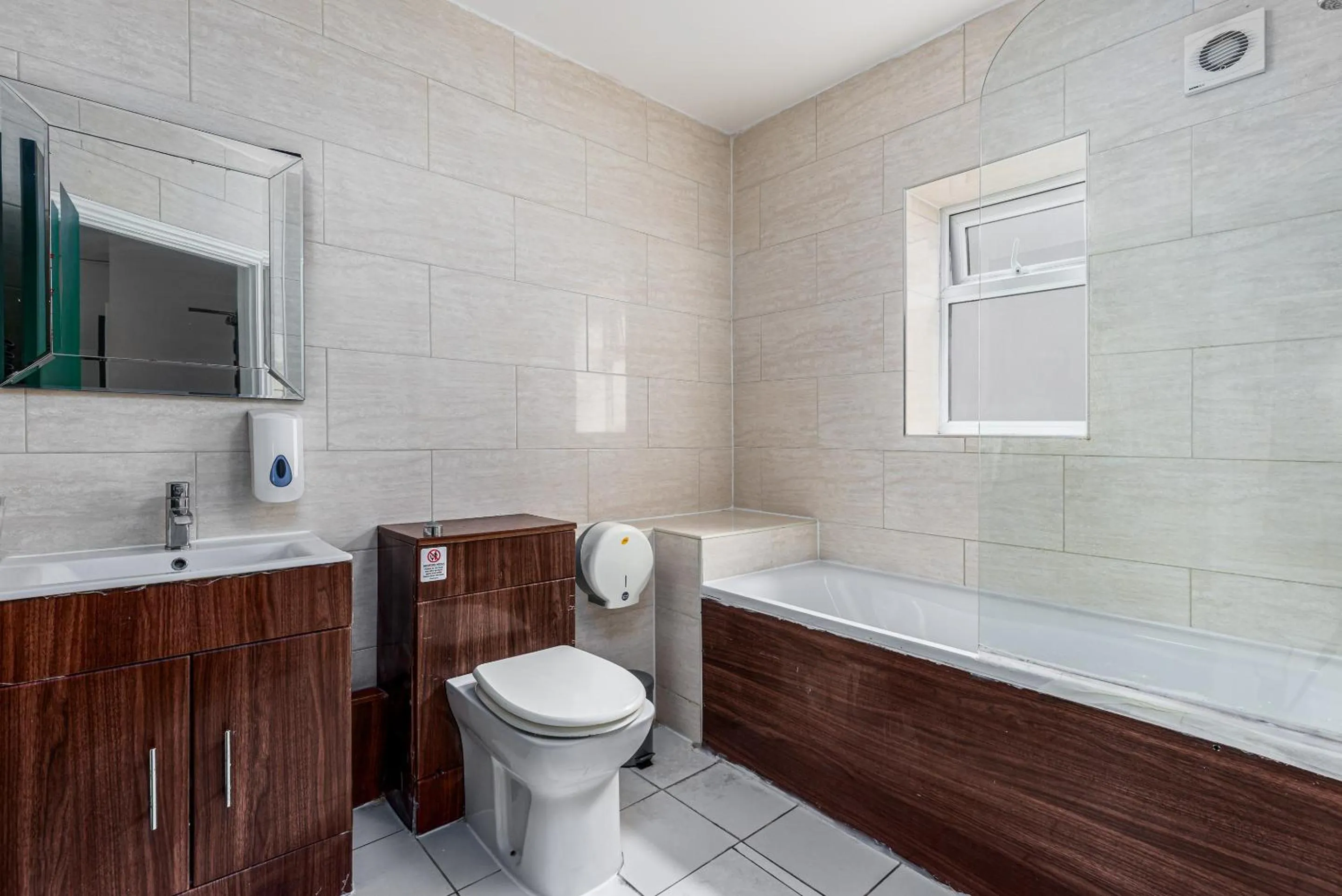 Bathroom in City Gate Guest House