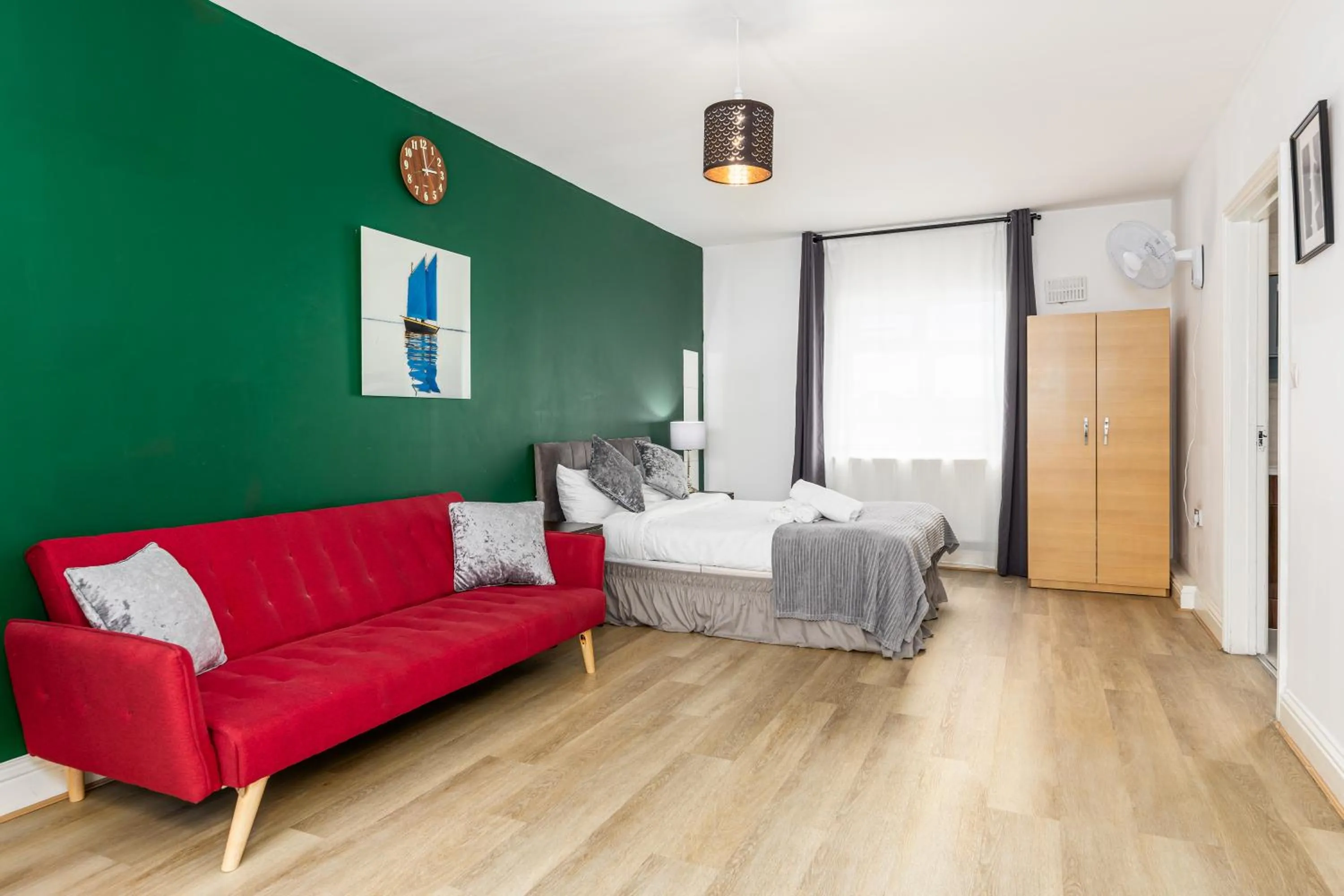 Bed in City Gate Guest House