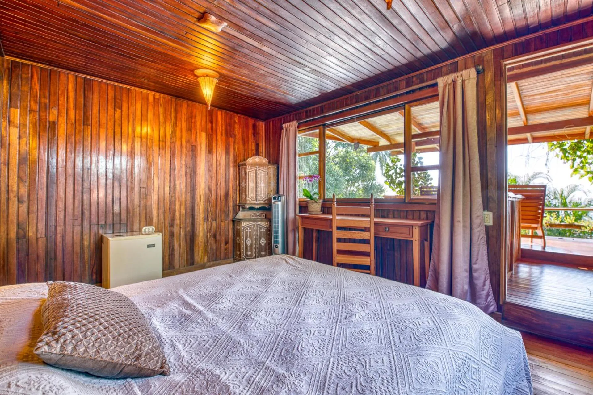 Bed in Hotel Amor de Mar