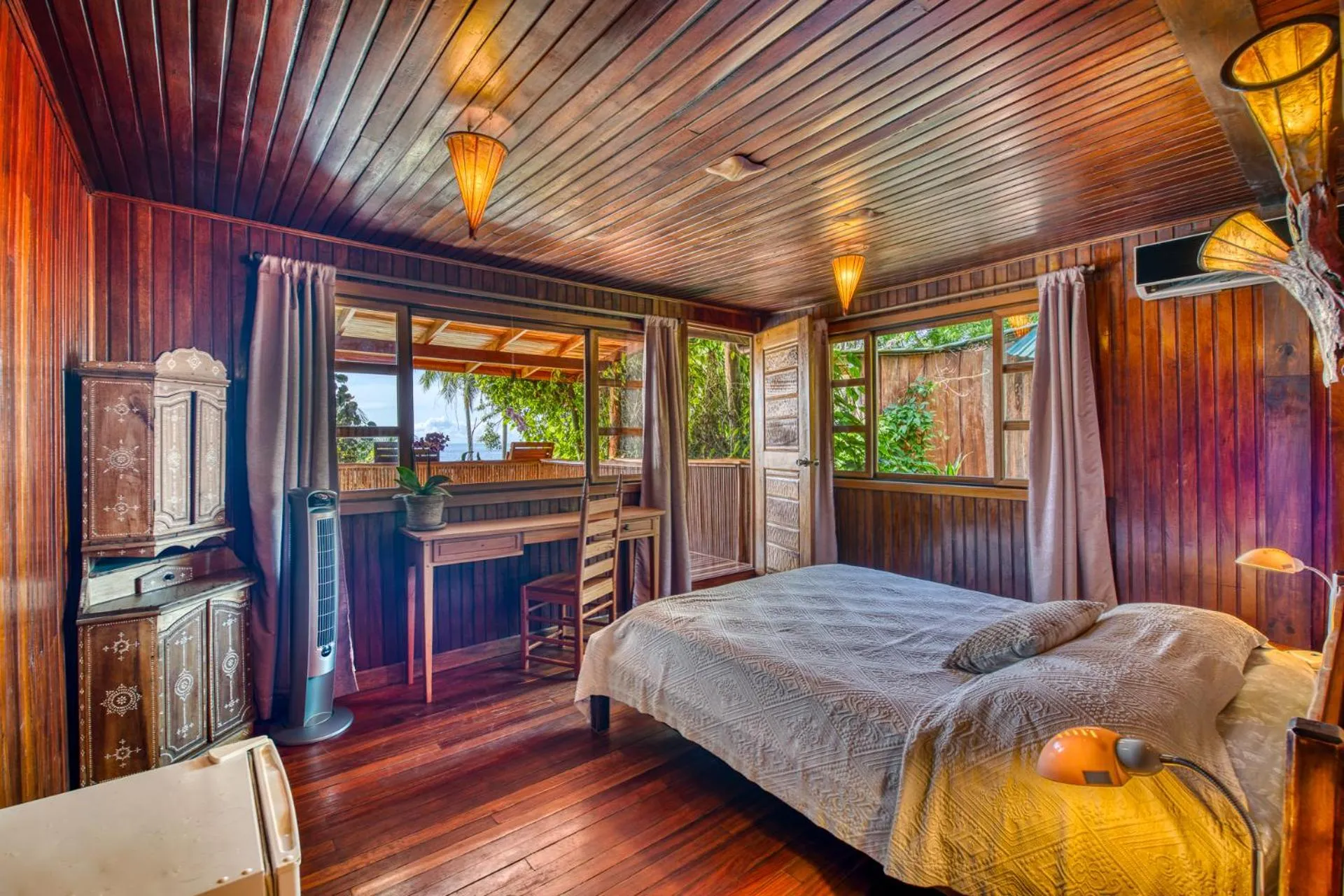 Bed in Hotel Amor de Mar