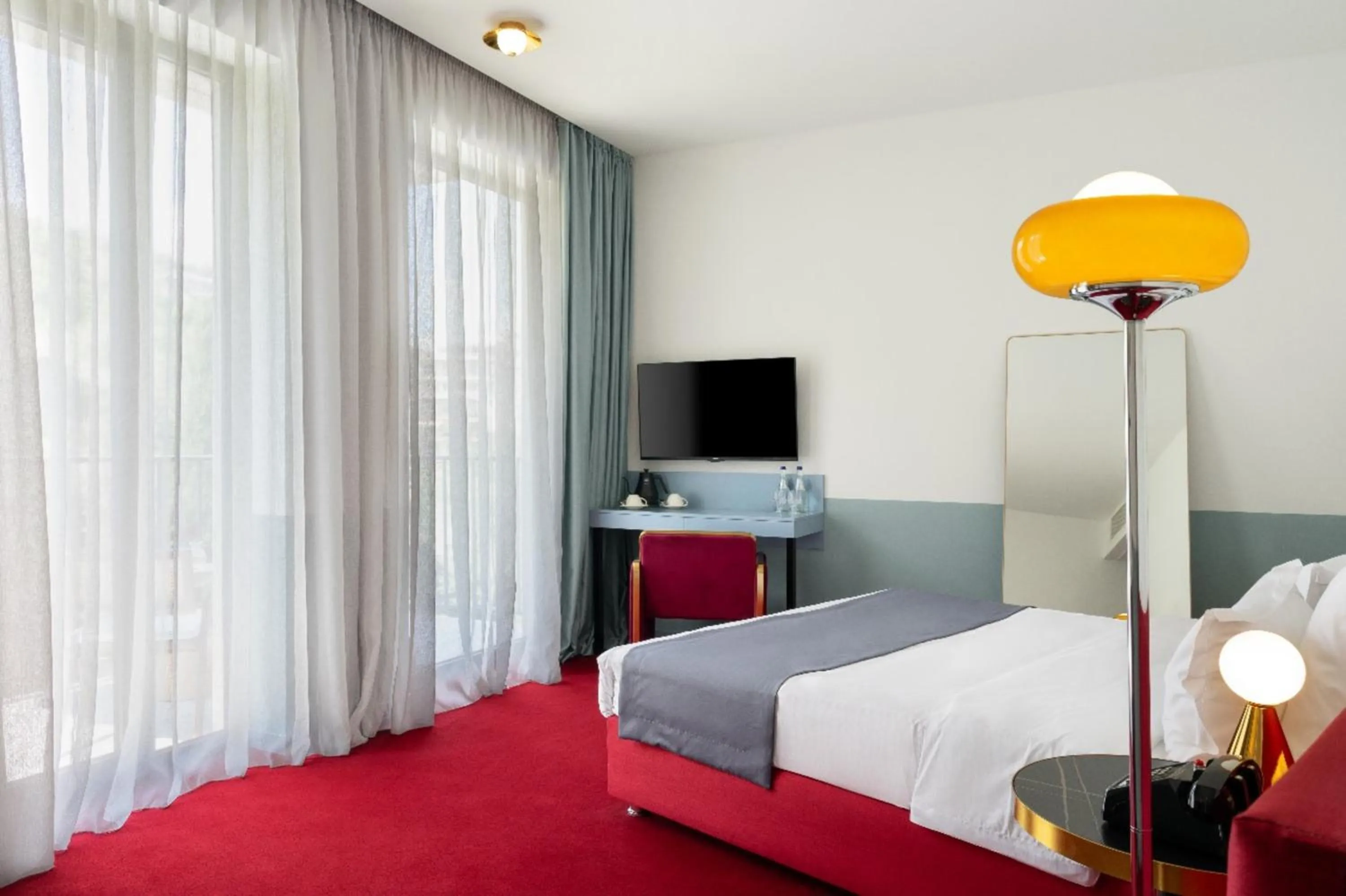 Photo of the whole room, Bed in Castor & Pollux Hotel