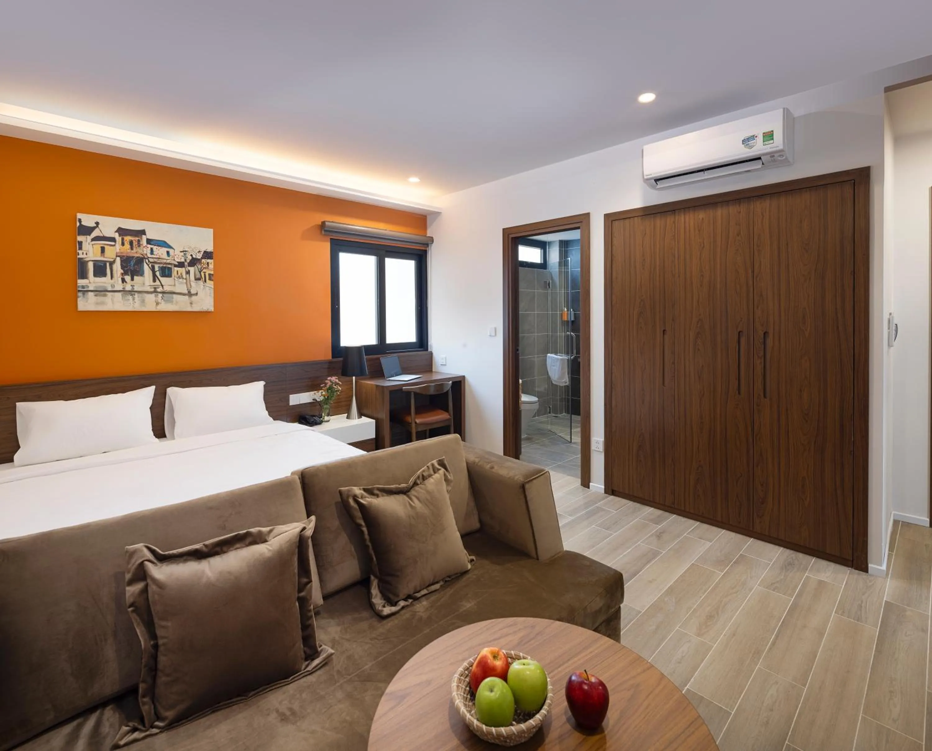 Bedroom, Bed in Terracotta Villa Saigon