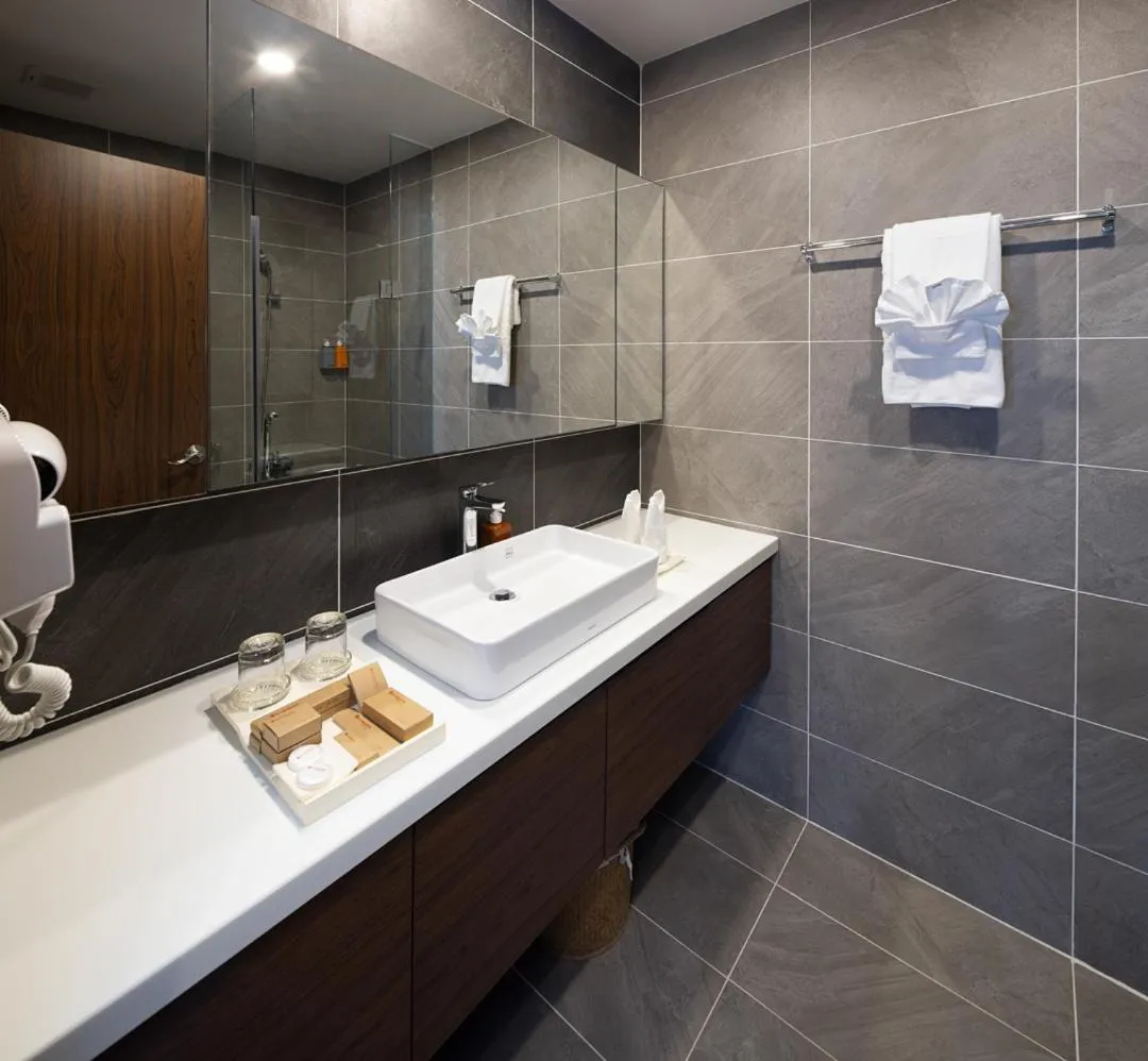 Bathroom in Terracotta Villa Saigon