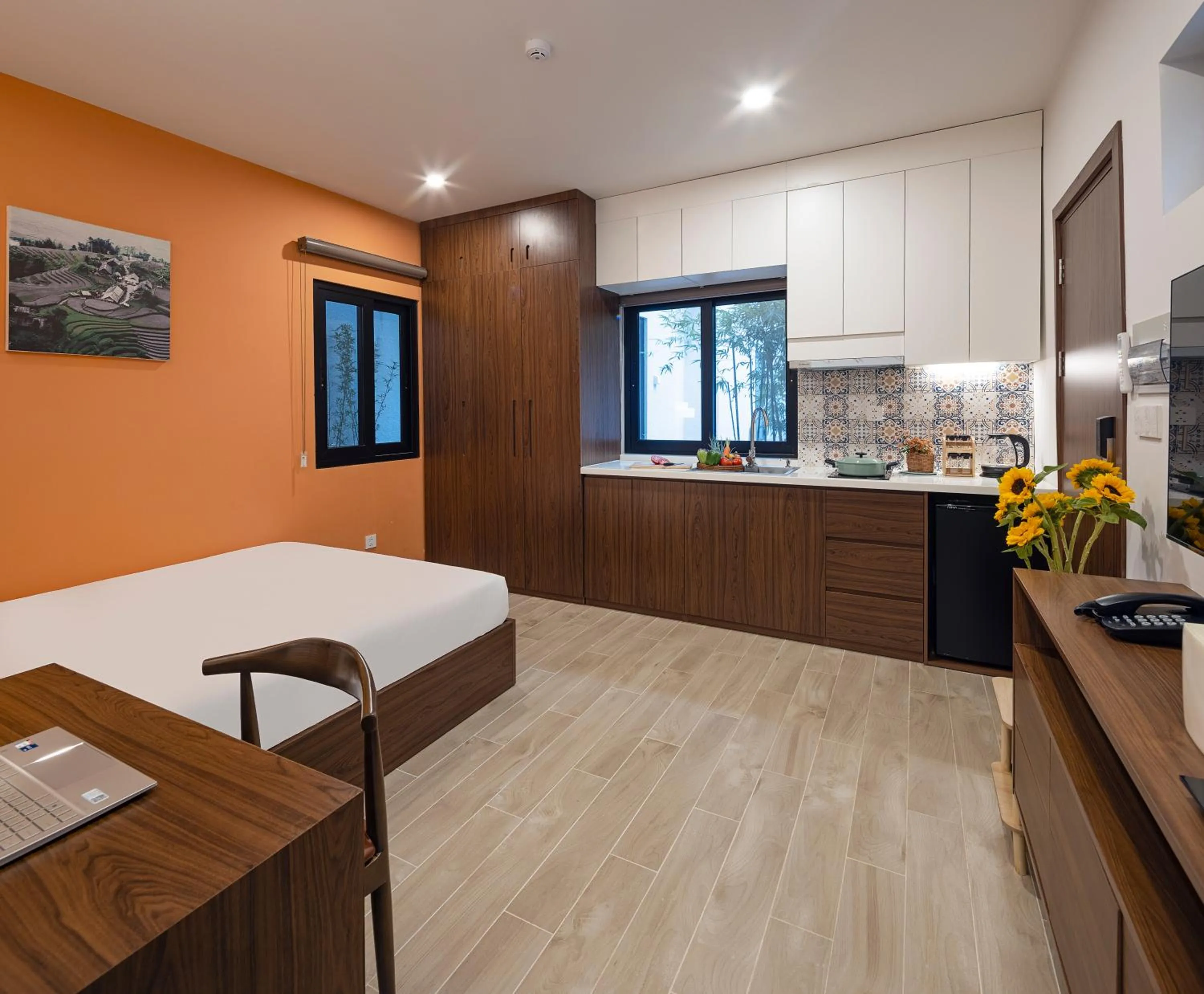 Photo of the whole room in Terracotta Villa Saigon