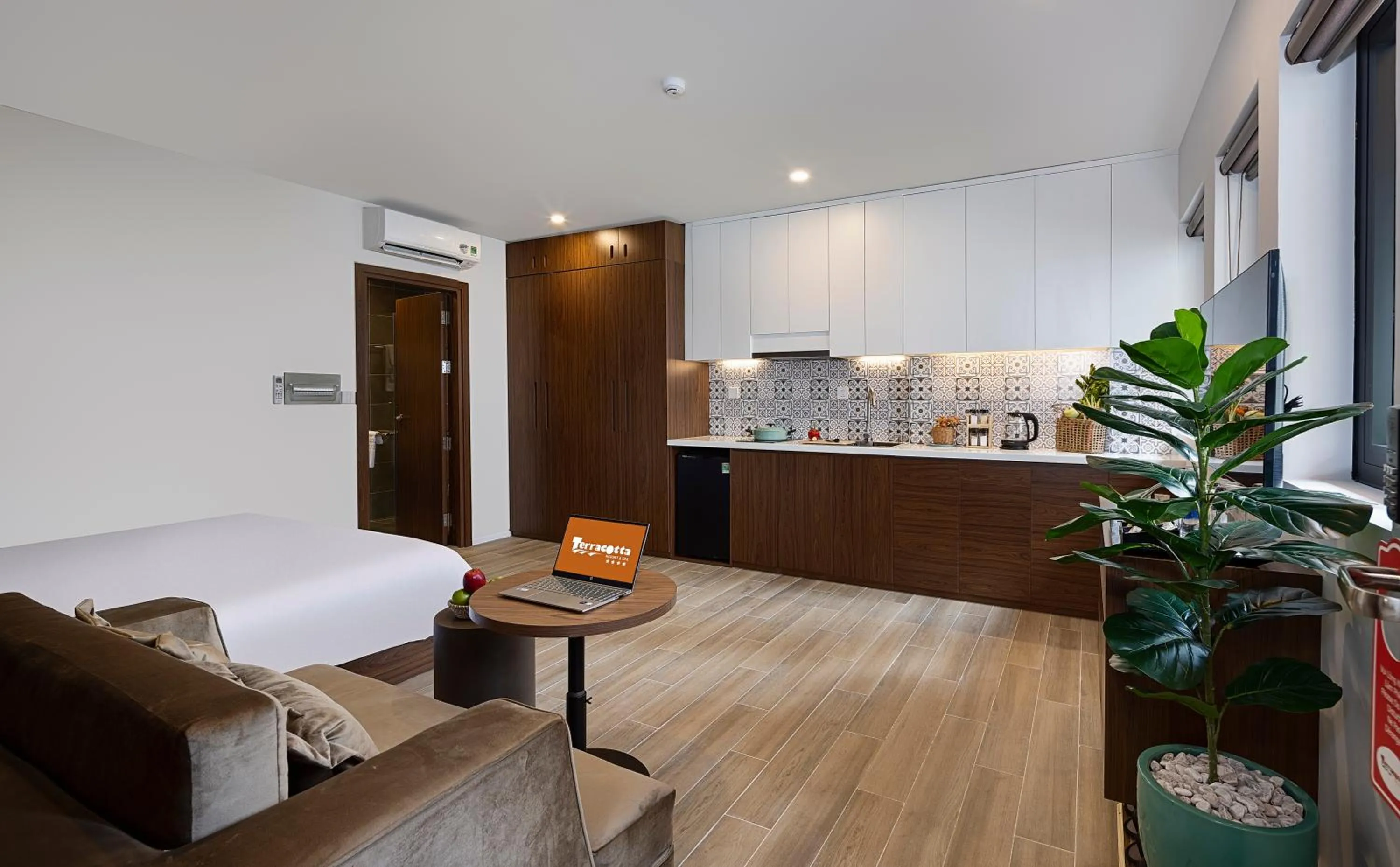 Kitchen or kitchenette in Terracotta Villa Saigon