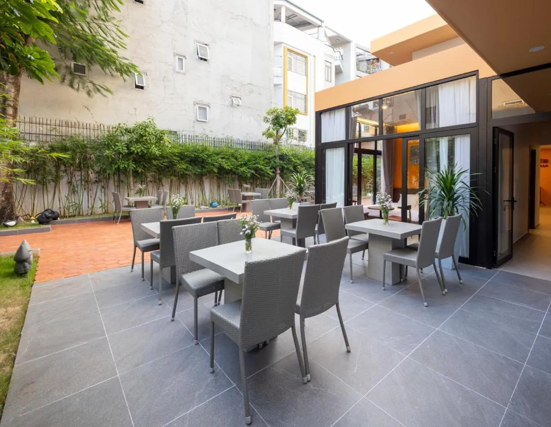 Day in Terracotta Villa Saigon