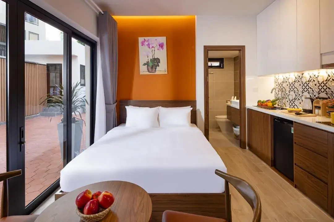 Family Room with Terrace in Terracotta Villa Saigon Family Room with Terrace in Terracotta Villa Saigon