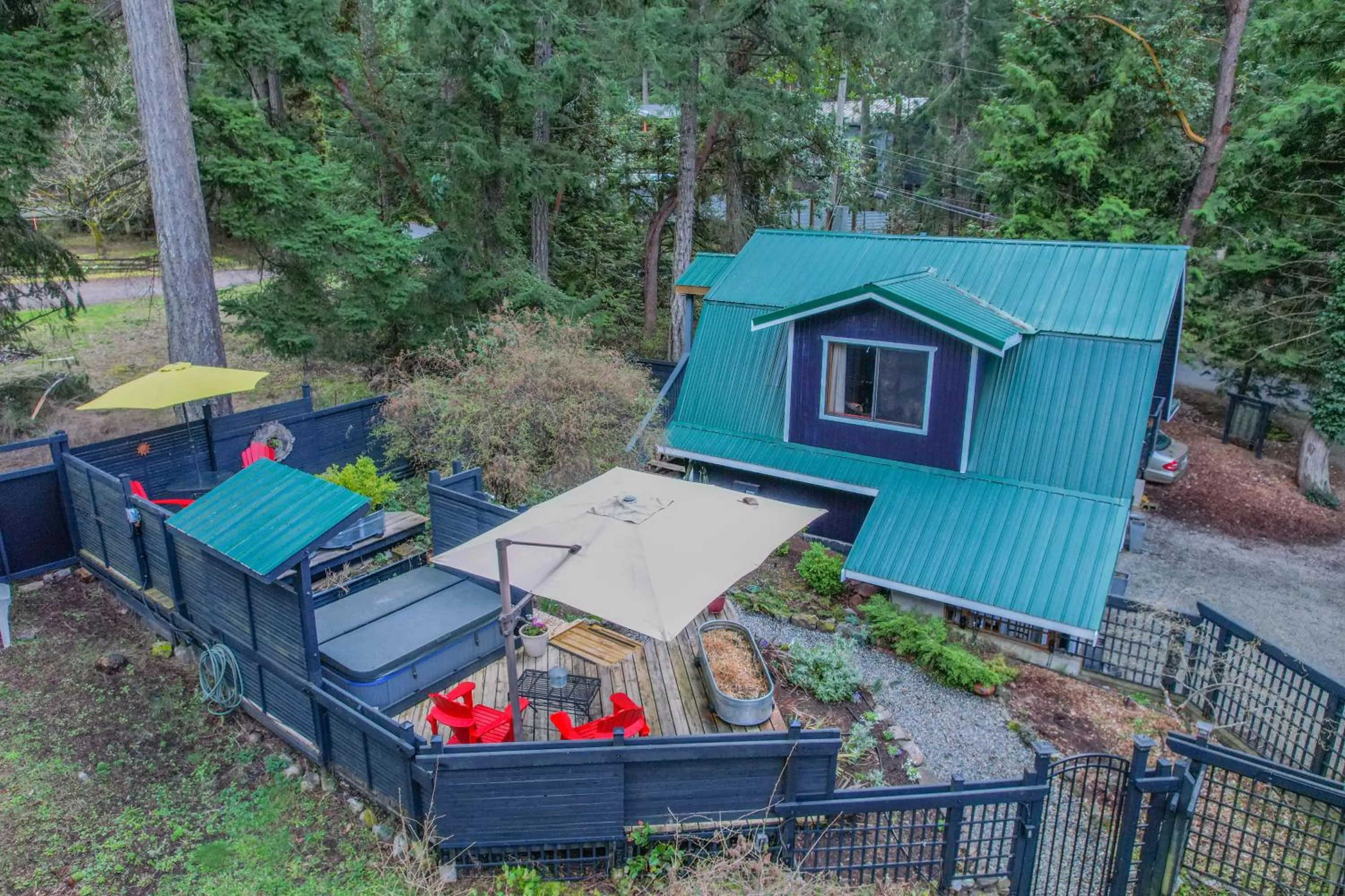 Salt Spring Carriage House B&B