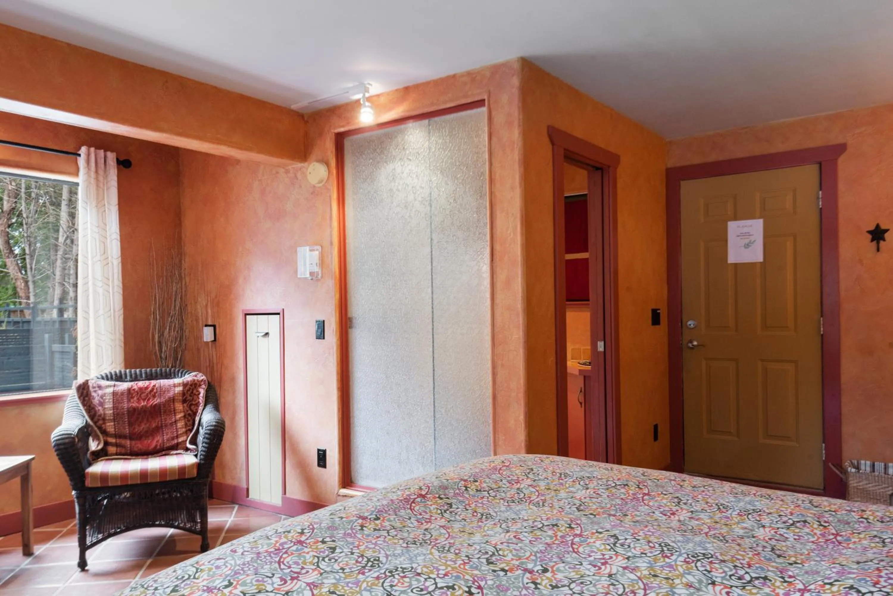 Bed in Salt Spring Carriage House B&B