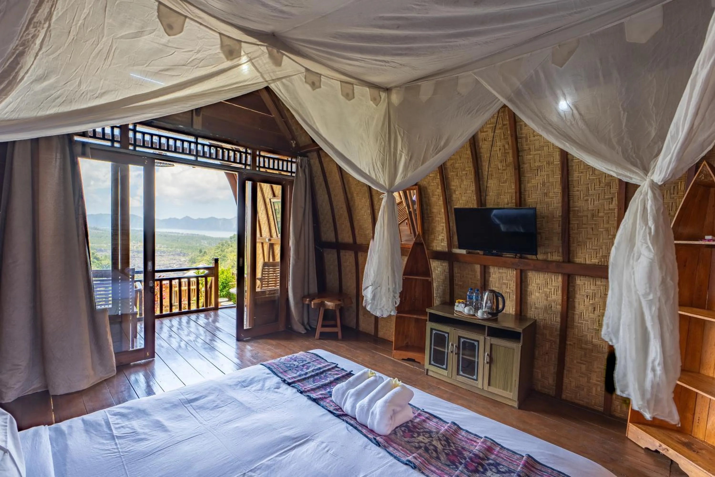 Bedroom, Bed in Tiing Bali Guest House Kintamani