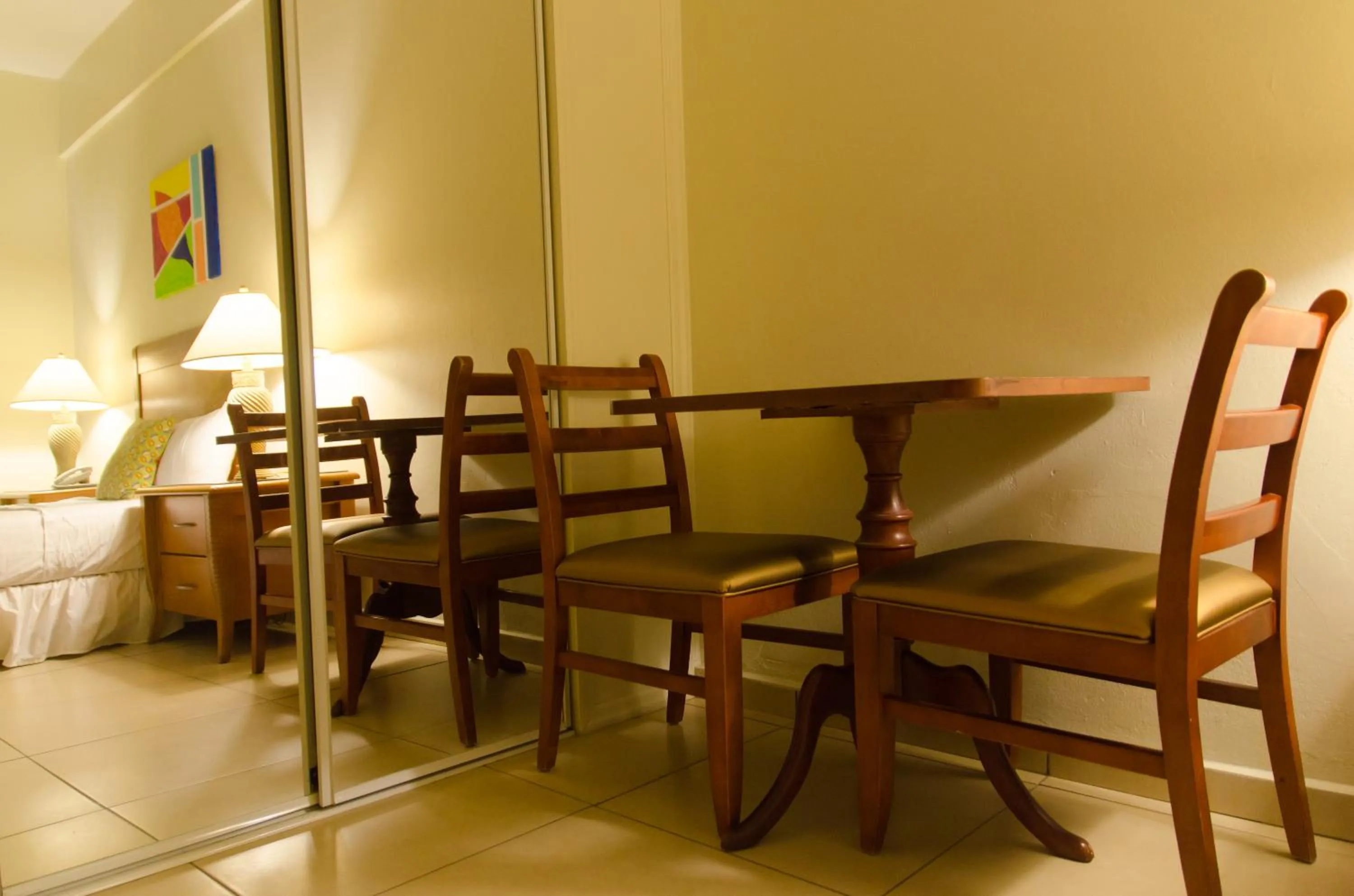 Bedroom in Alicia's Inn