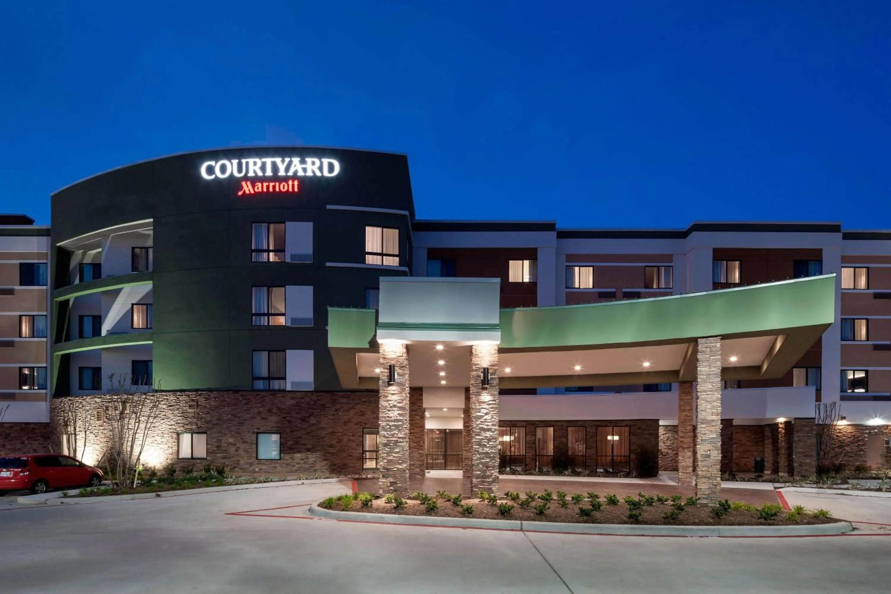 Property building in Courtyard by Marriott Houston North/Shenandoah