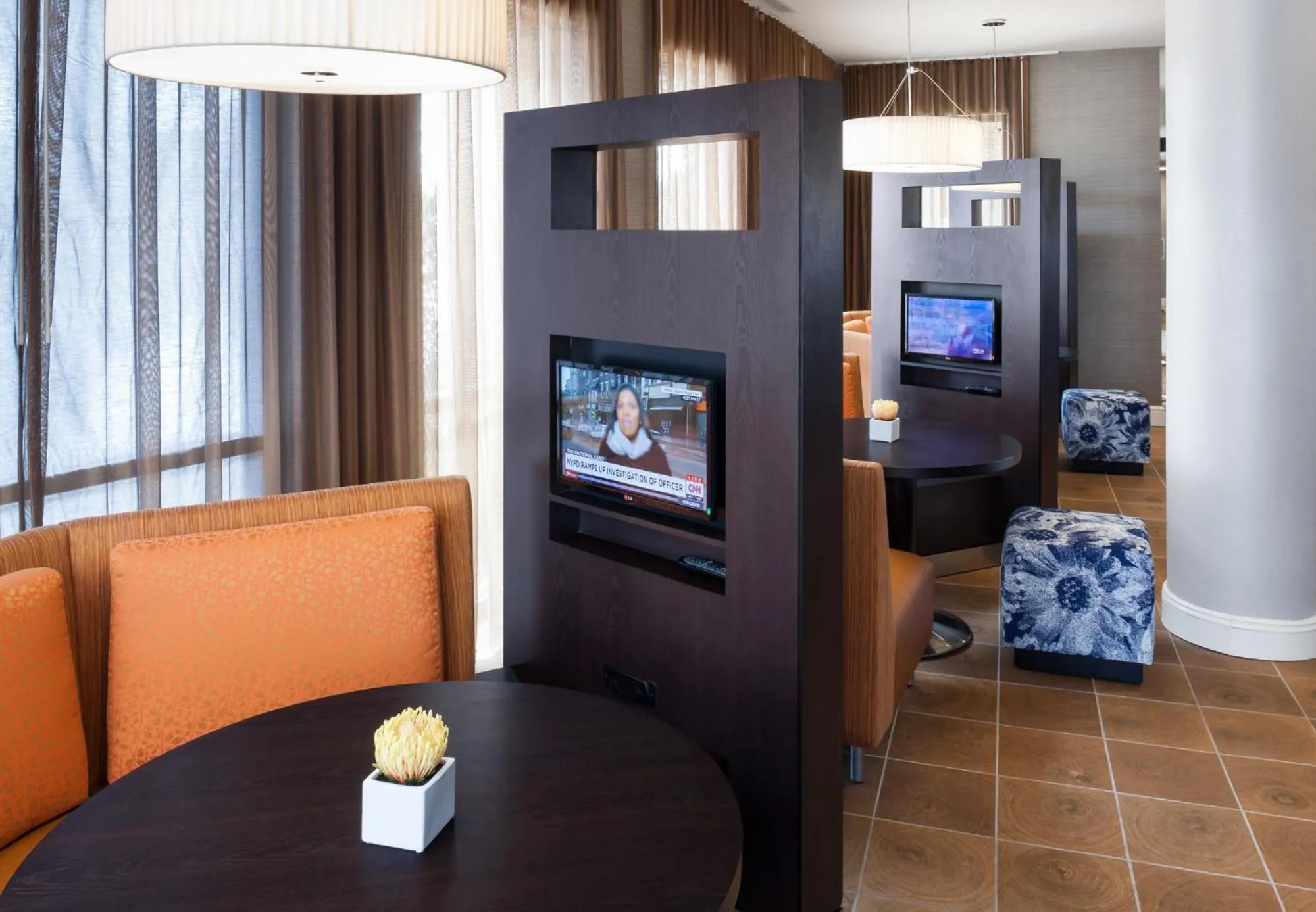 Lobby or reception in Courtyard by Marriott Houston North/Shenandoah