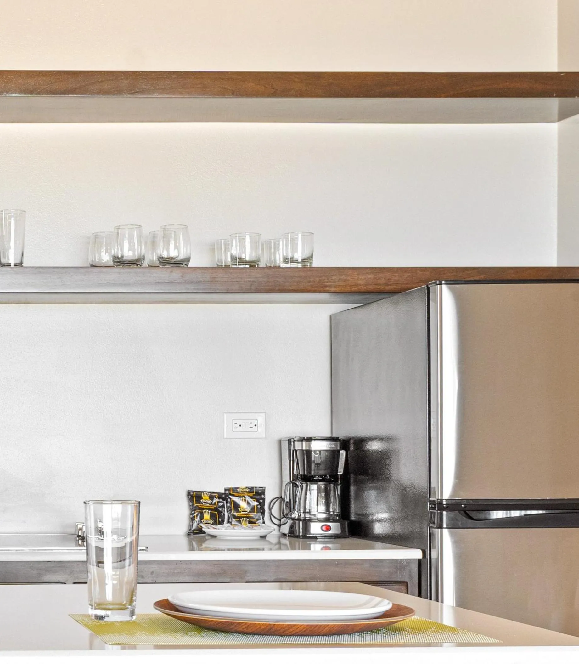 Coffee/tea facilities in Bananas On The Beach