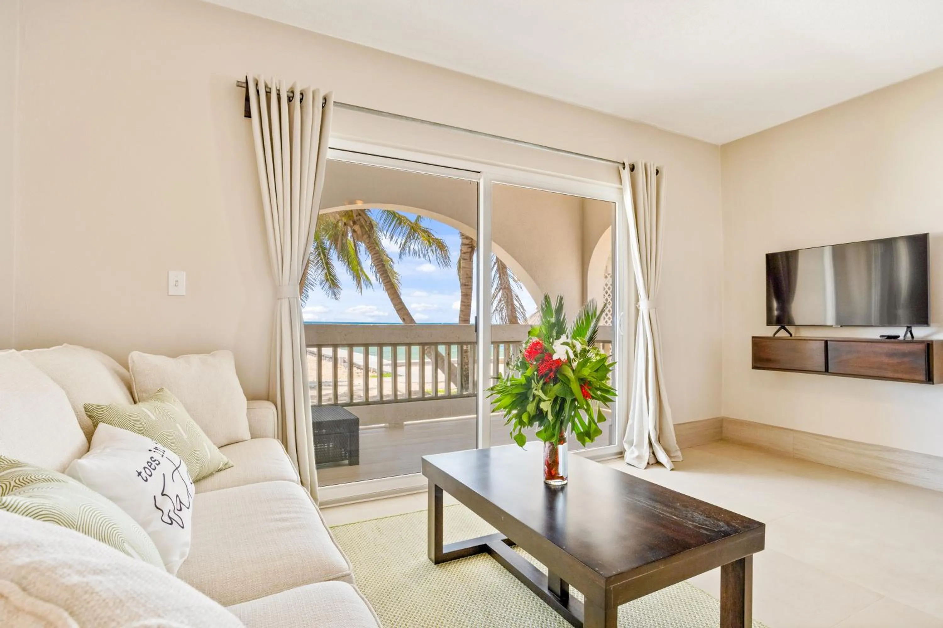 Living room in Bananas On The Beach