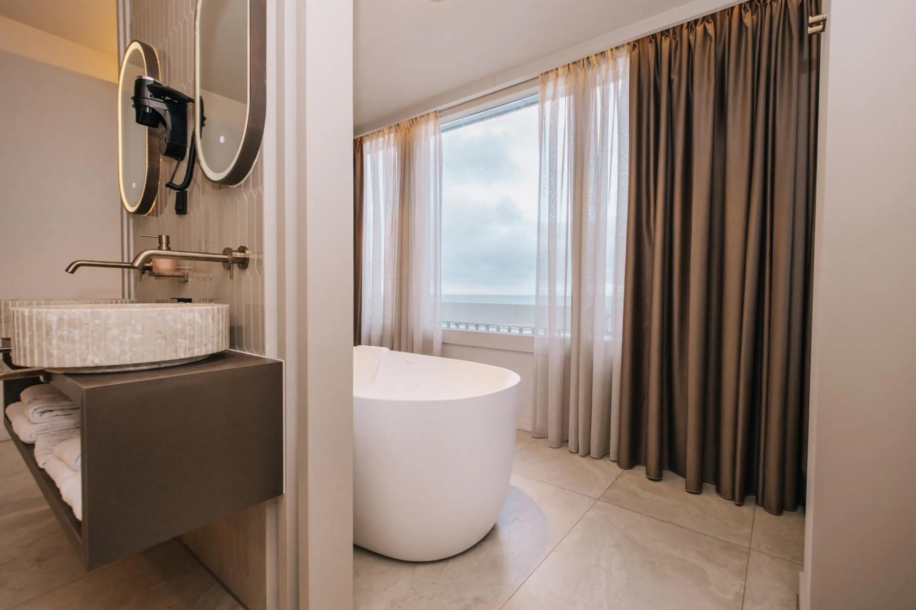 Bathroom in Palace Hotel Zandvoort