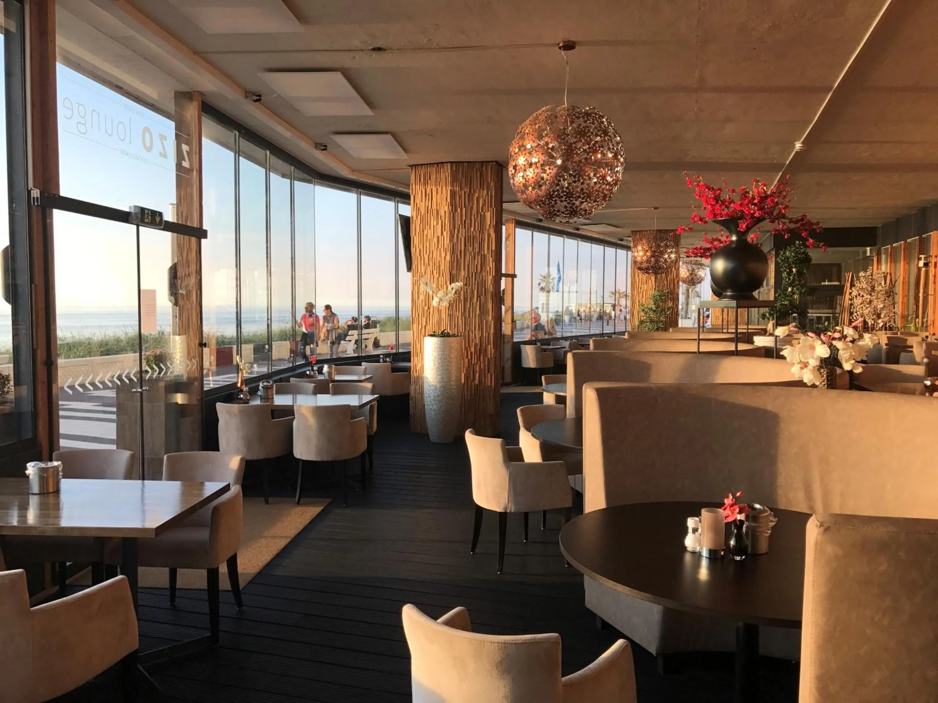 Lounge or bar in Palace Hotel Zandvoort