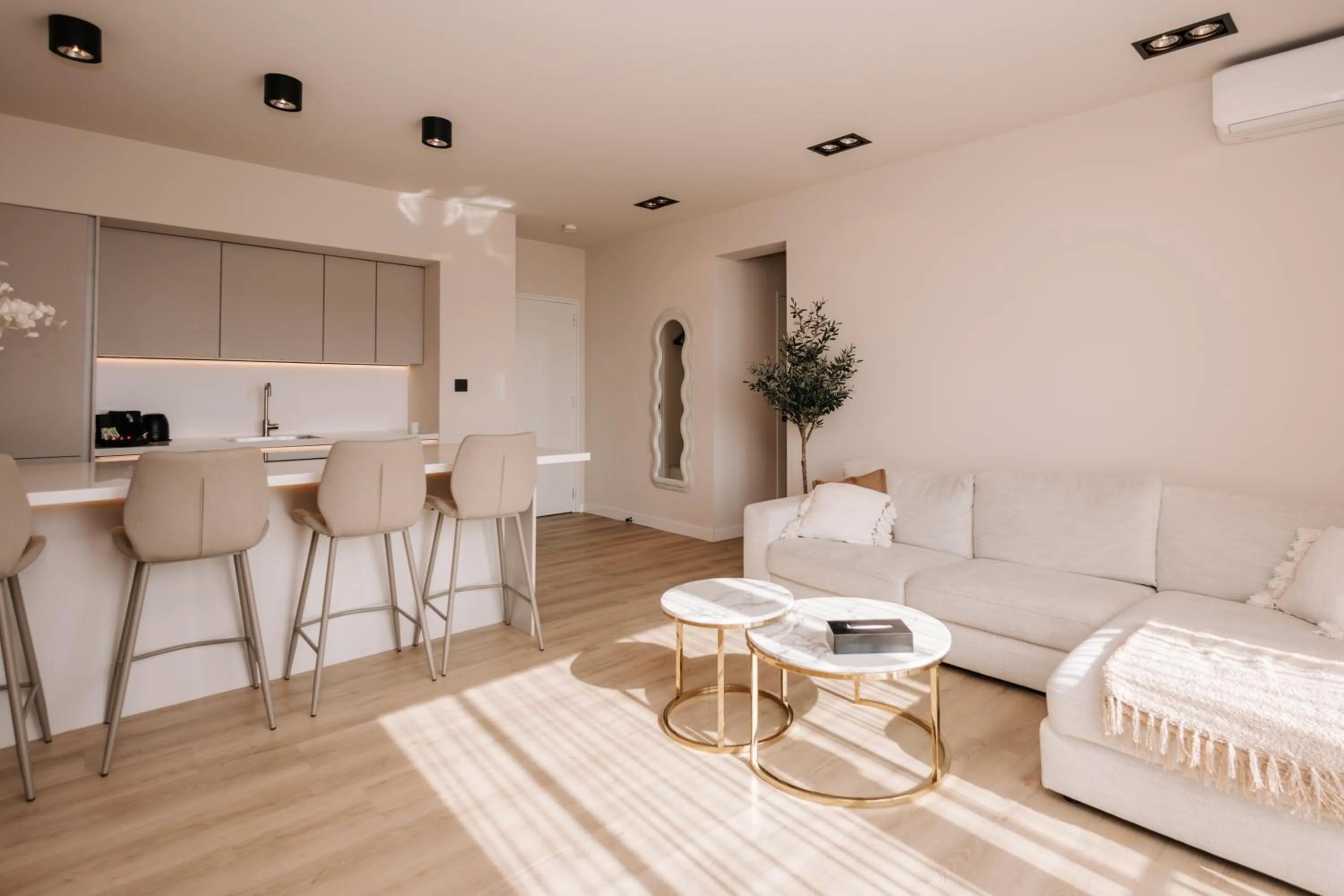 Kitchen or kitchenette in Palace Hotel Zandvoort