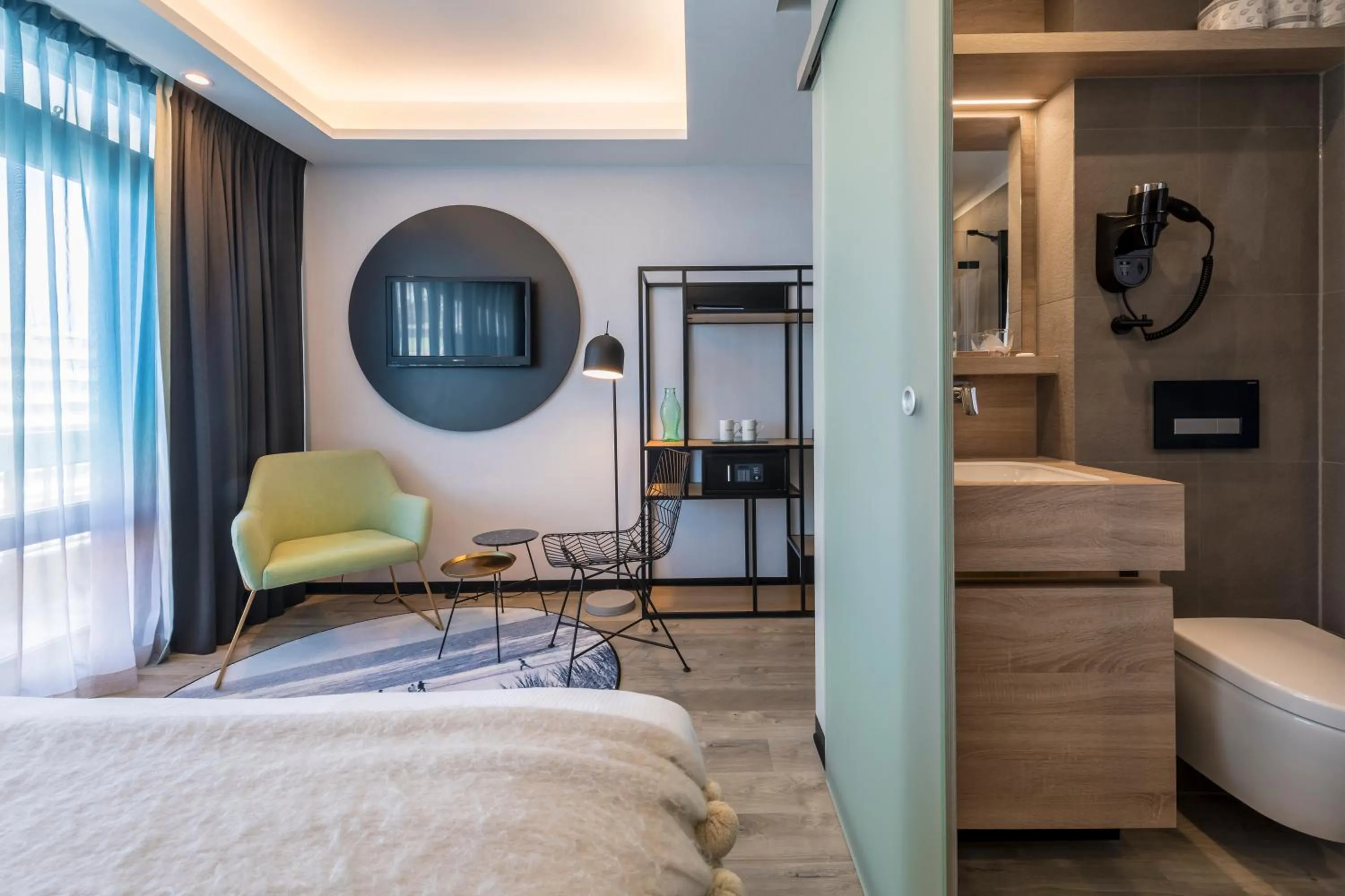 Living room, Bed in Palace Hotel Zandvoort