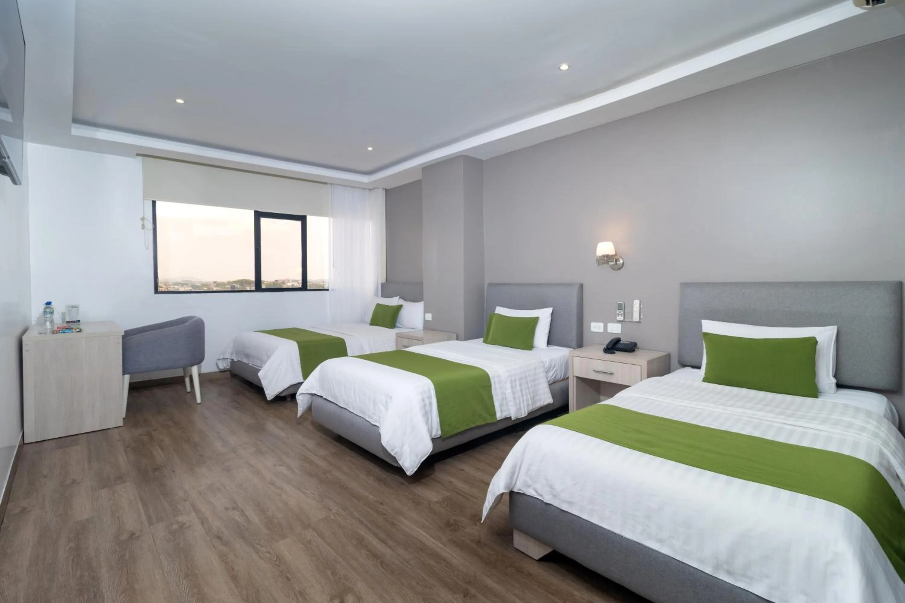 Bed in Hotel Plaza Monte Carlo