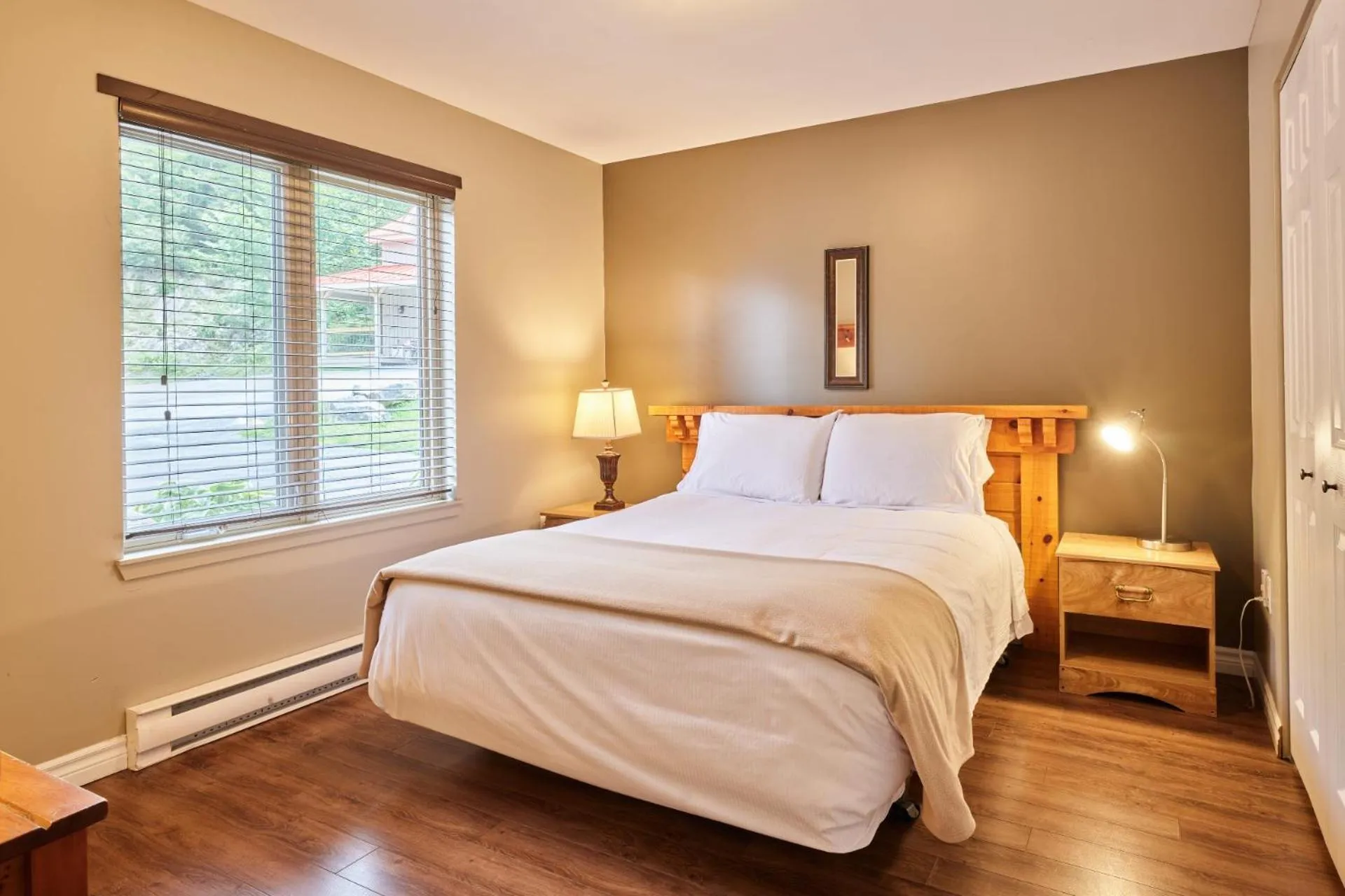 Bedroom, Bed in Marblewood Village Resort