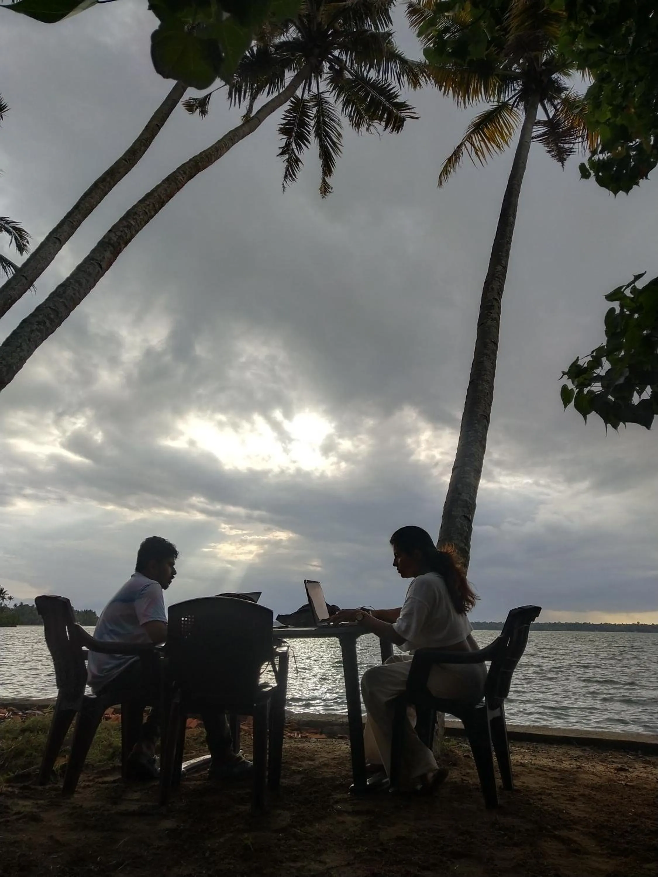 Restaurant/places to eat in SANTA MARIA HOSTEL MUNROE ISLAND