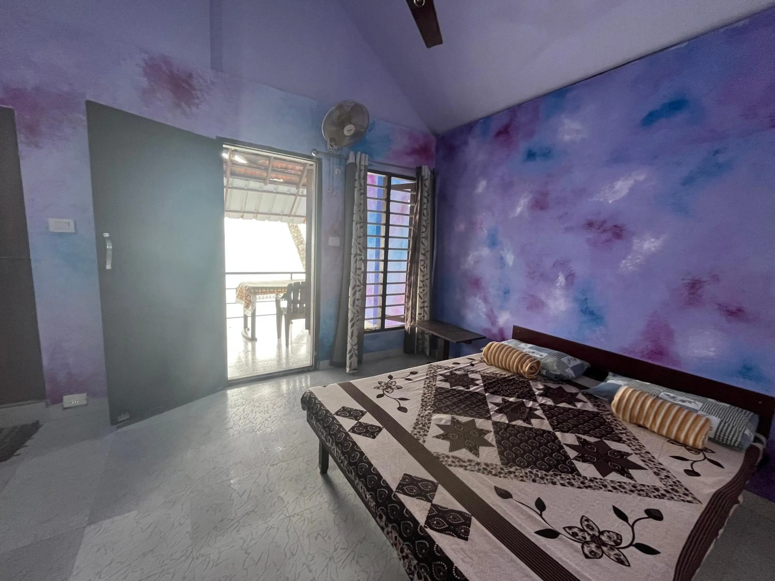 Bed in SANTA MARIA HOSTEL MUNROE ISLAND