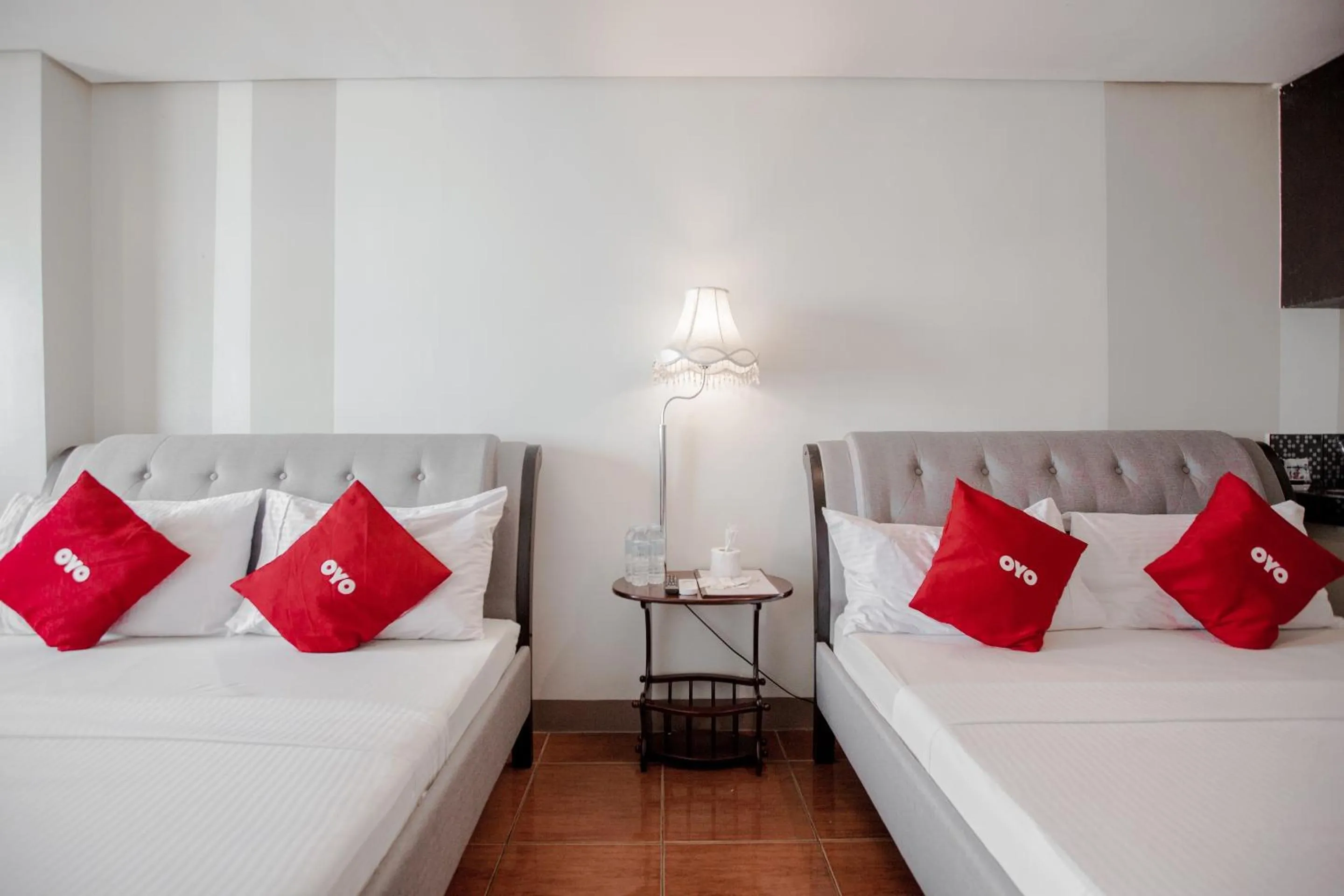 Bedroom, Bed in Super OYO 714 Haeinsa Condotel