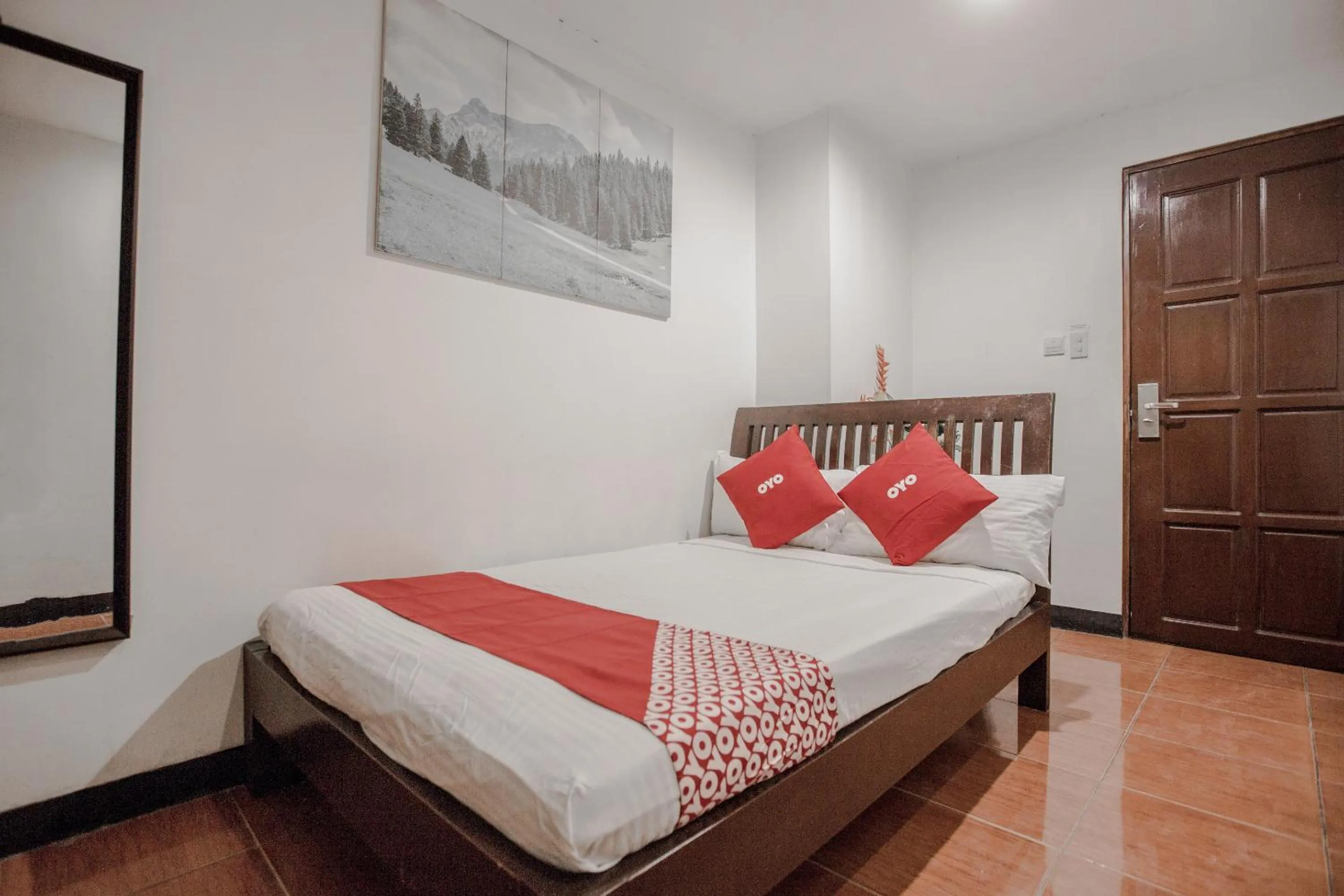 Standard Double Room in Super OYO 714 Haeinsa Condotel