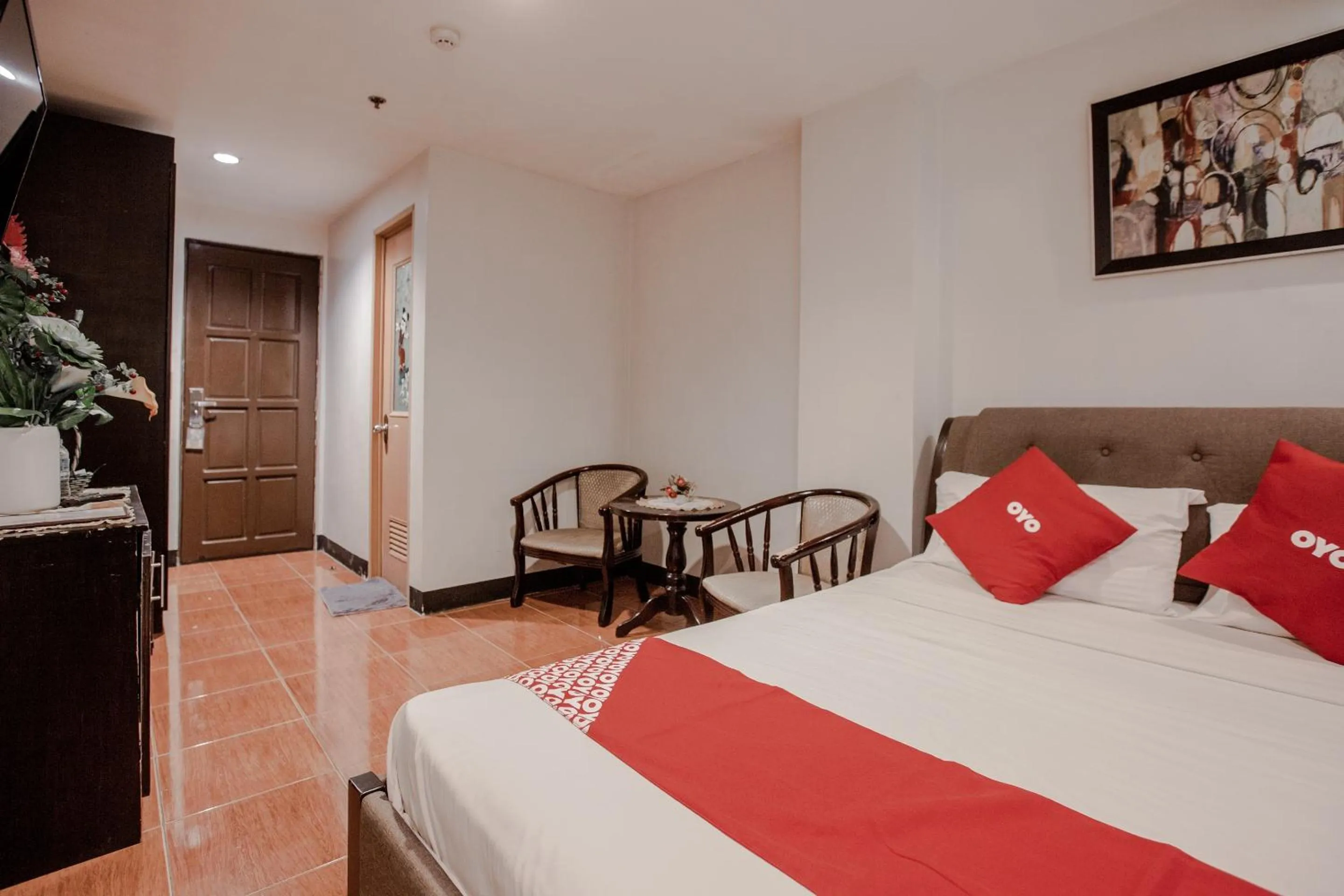 Bedroom, Bed in Super OYO 714 Haeinsa Condotel