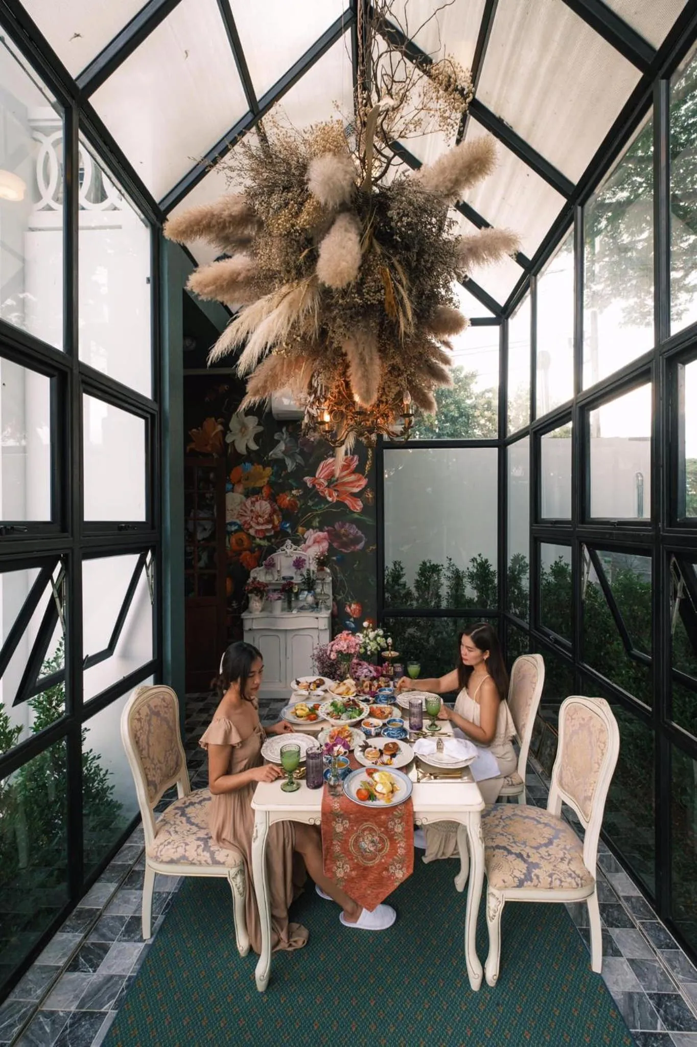 Dining area in Villard123