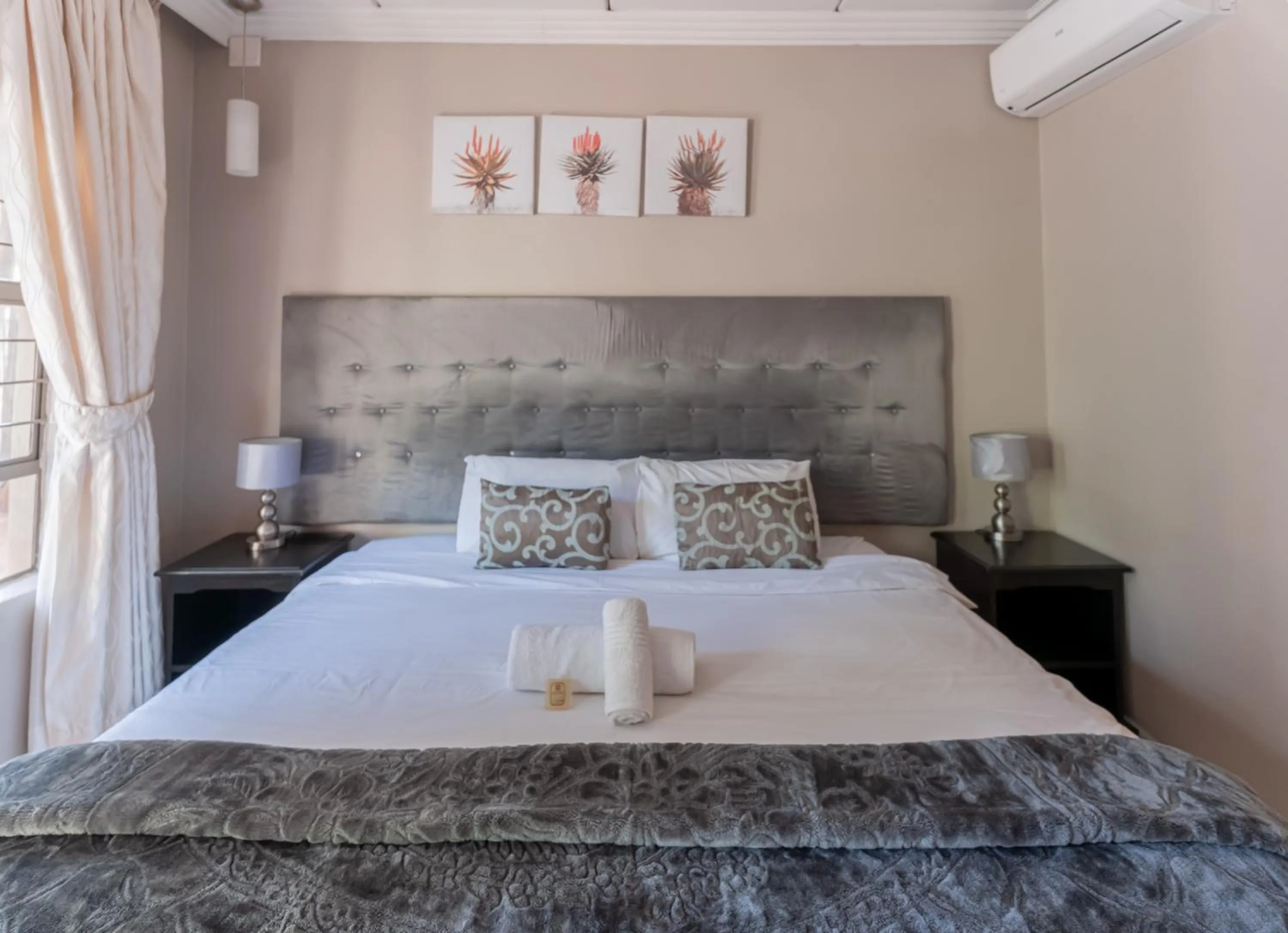 Bed in Villa Africa Boutique Hotel & Spa