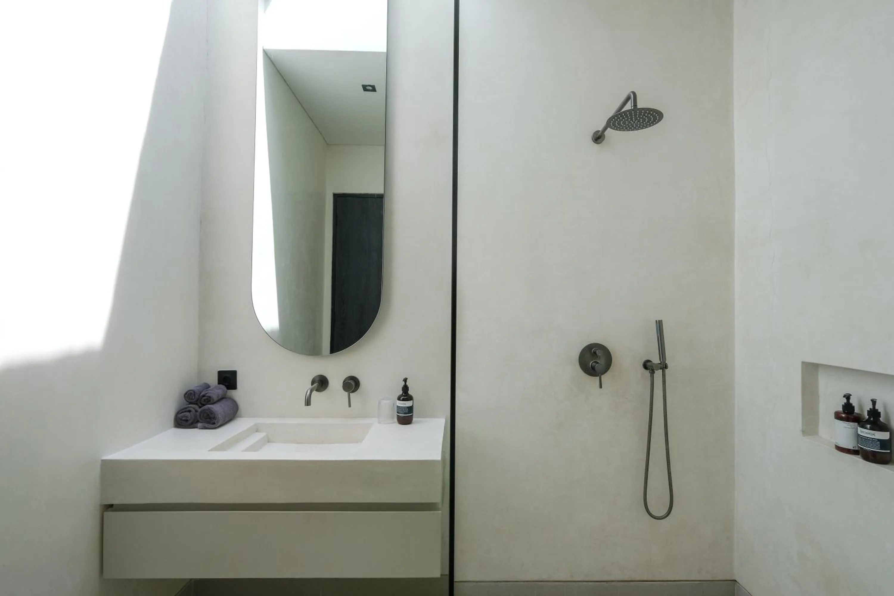 Shower in Villa Yuna
