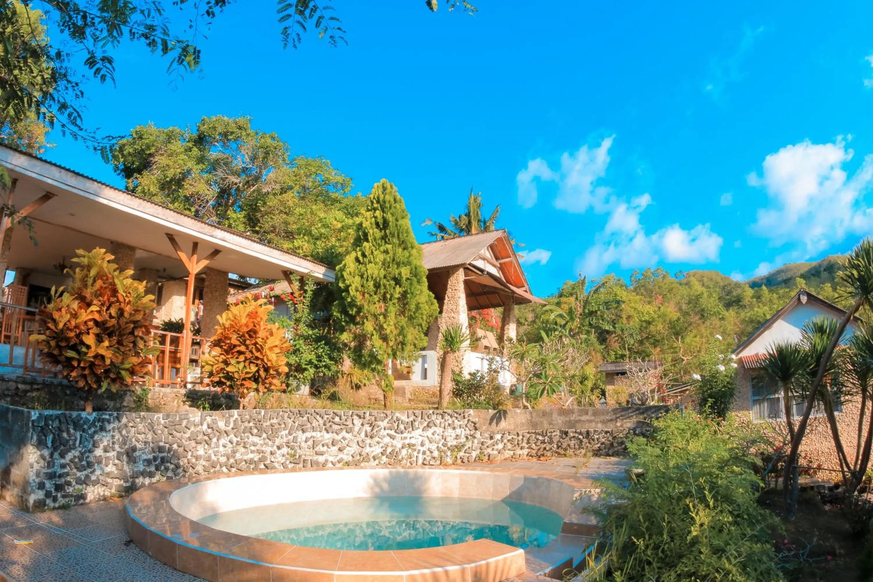 Property building in Annaya House