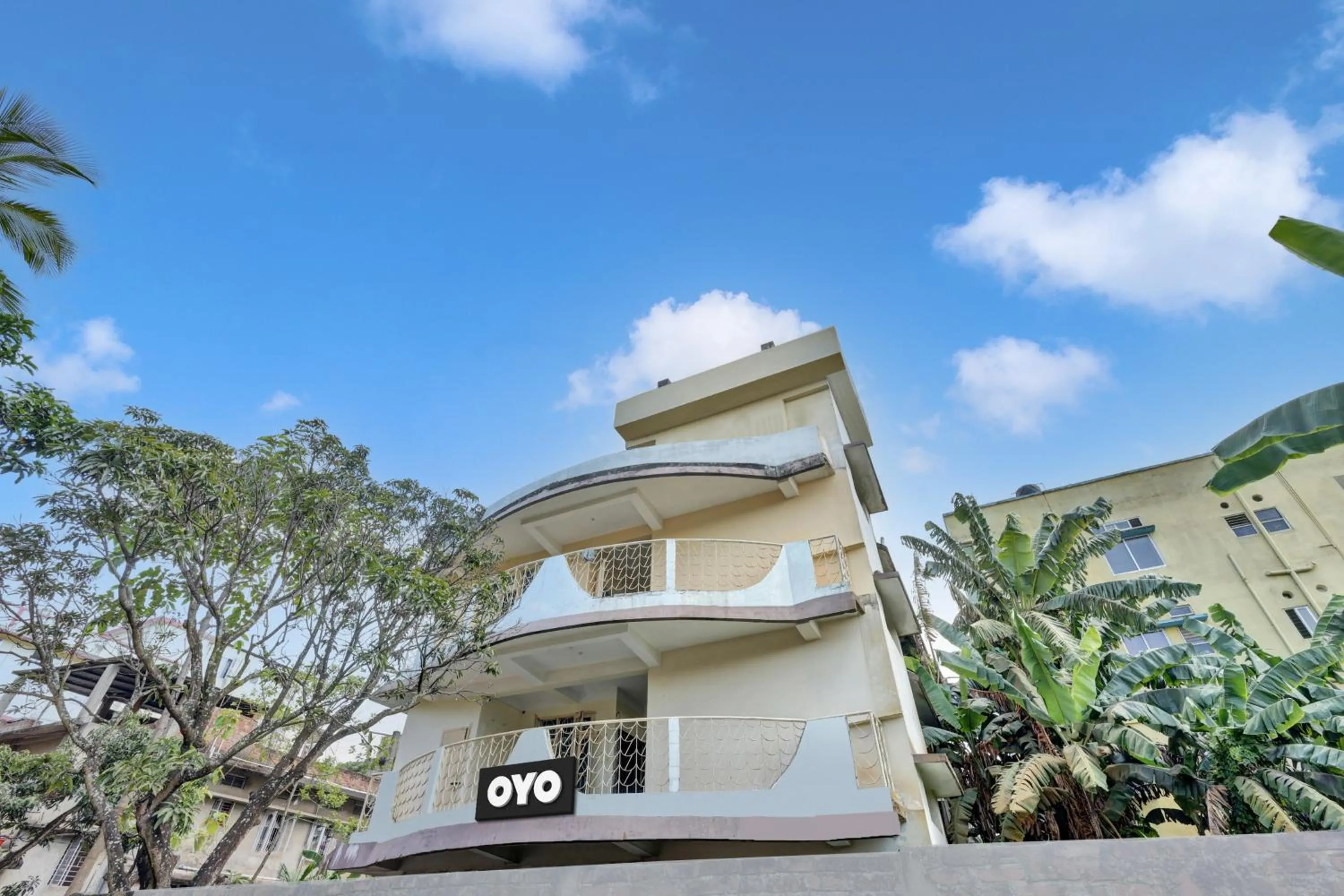 Facade/entrance in Hotel O Metro Guest House