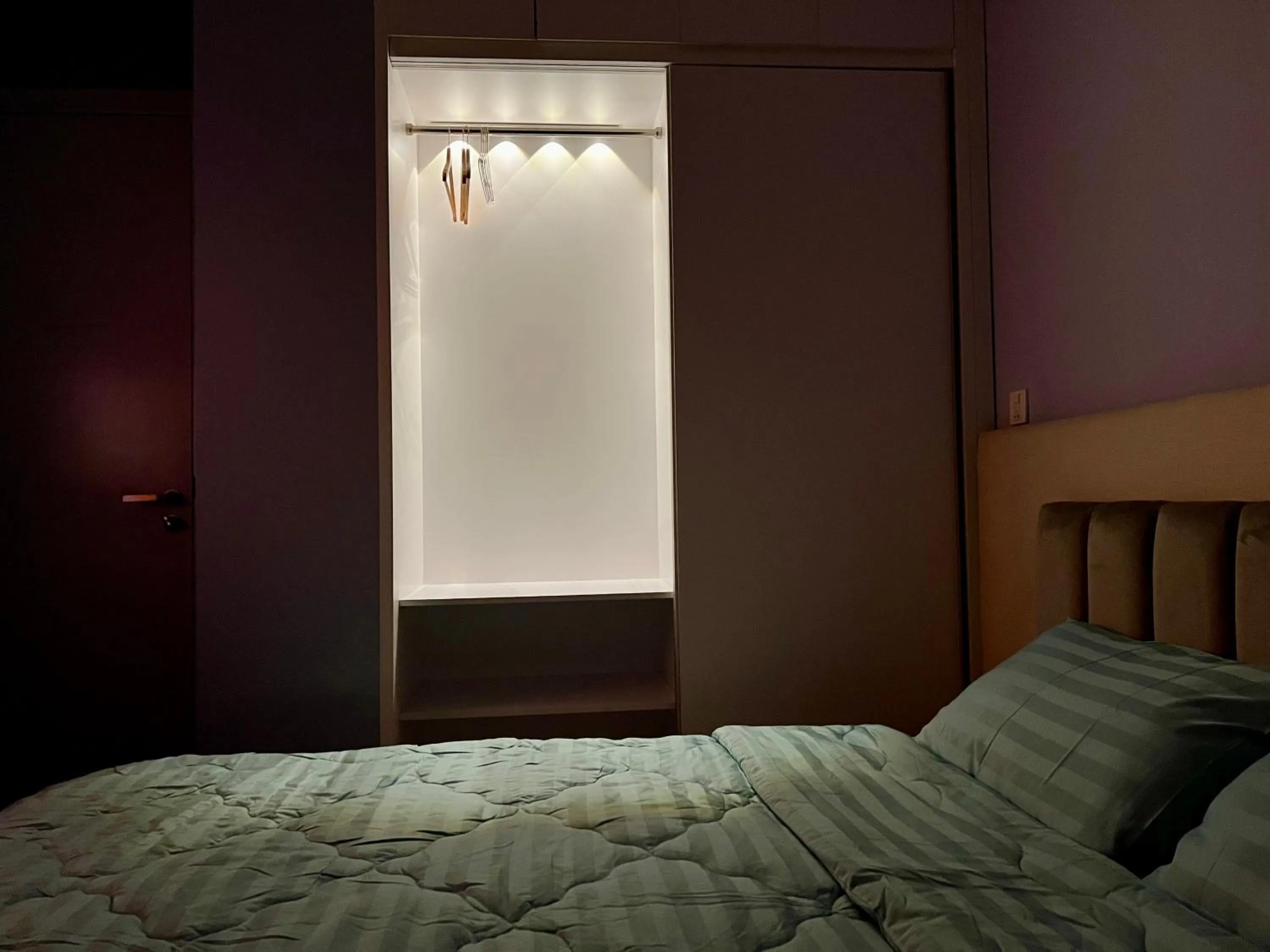 Bedroom, Bed in UPhoenix Home- HaDo Centrosa Garden