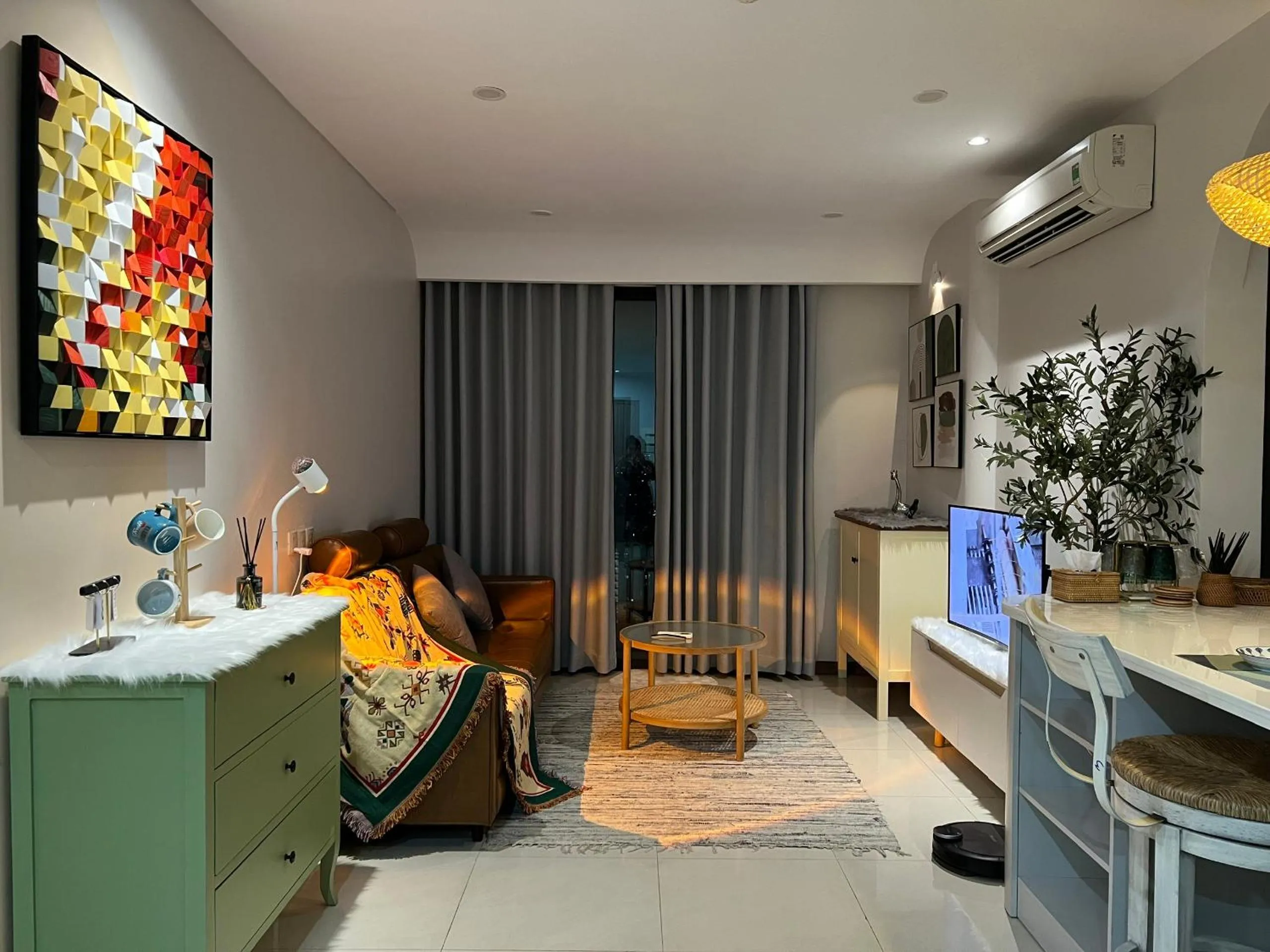 TV and multimedia in UPhoenix Home- HaDo Centrosa Garden