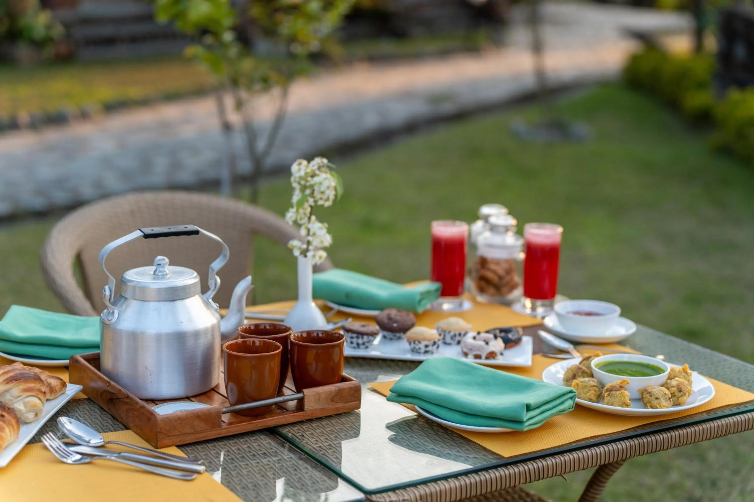 Coffee/tea facilities in Tree of Life Birdsong Chalets , Dharamshala