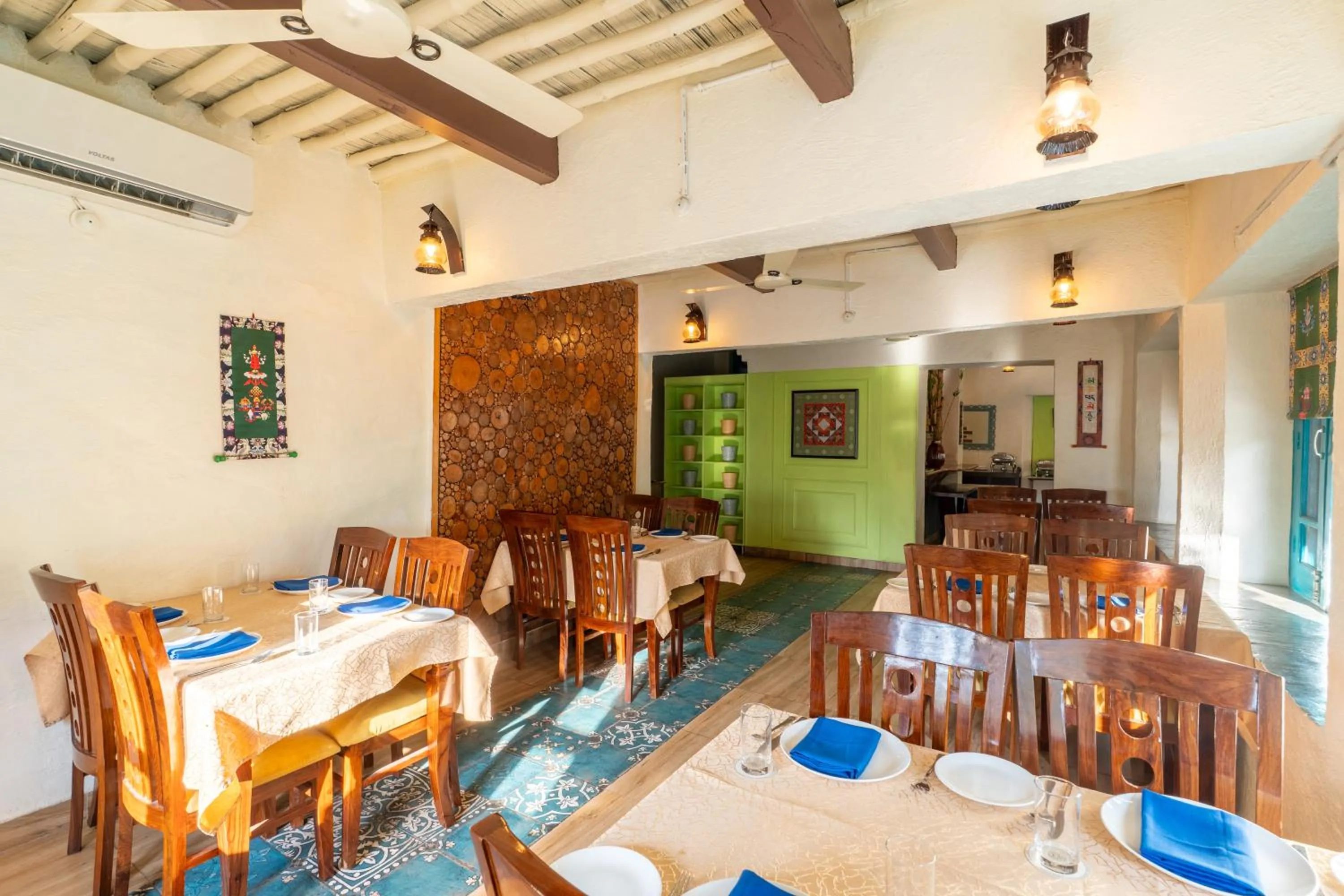 Dining area in Tree of Life Birdsong Chalets , Dharamshala