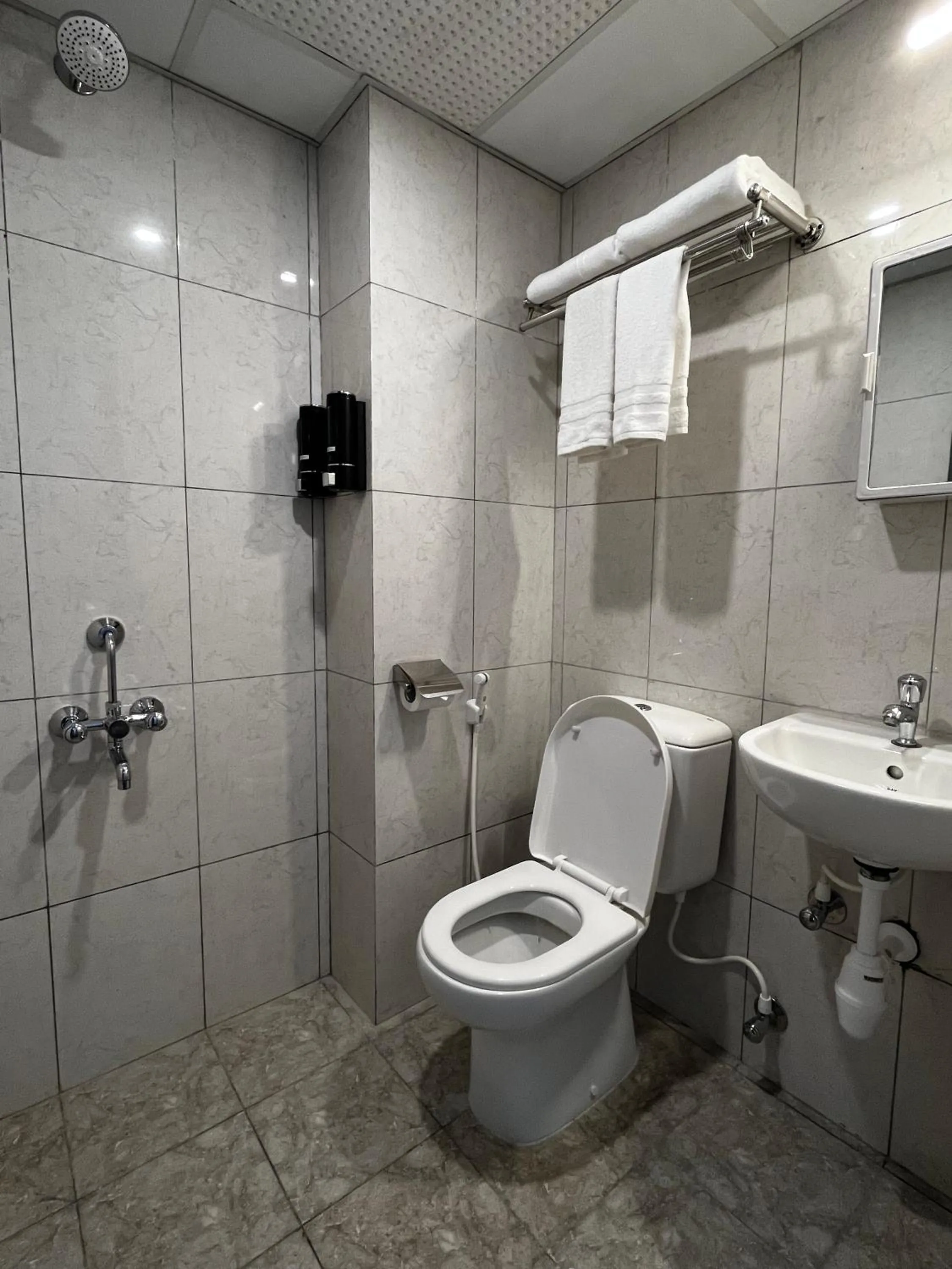 Shower in Hotel Z Triloha