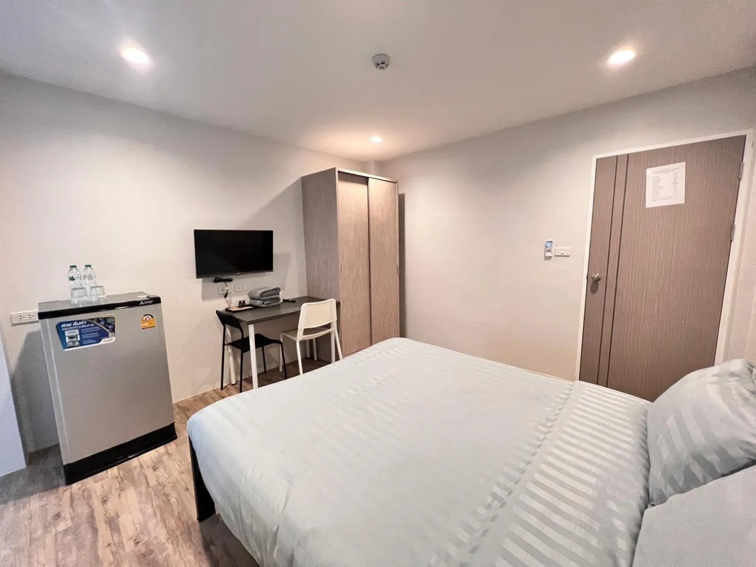 Photo of the whole room, Bed in Aree House Poshtel